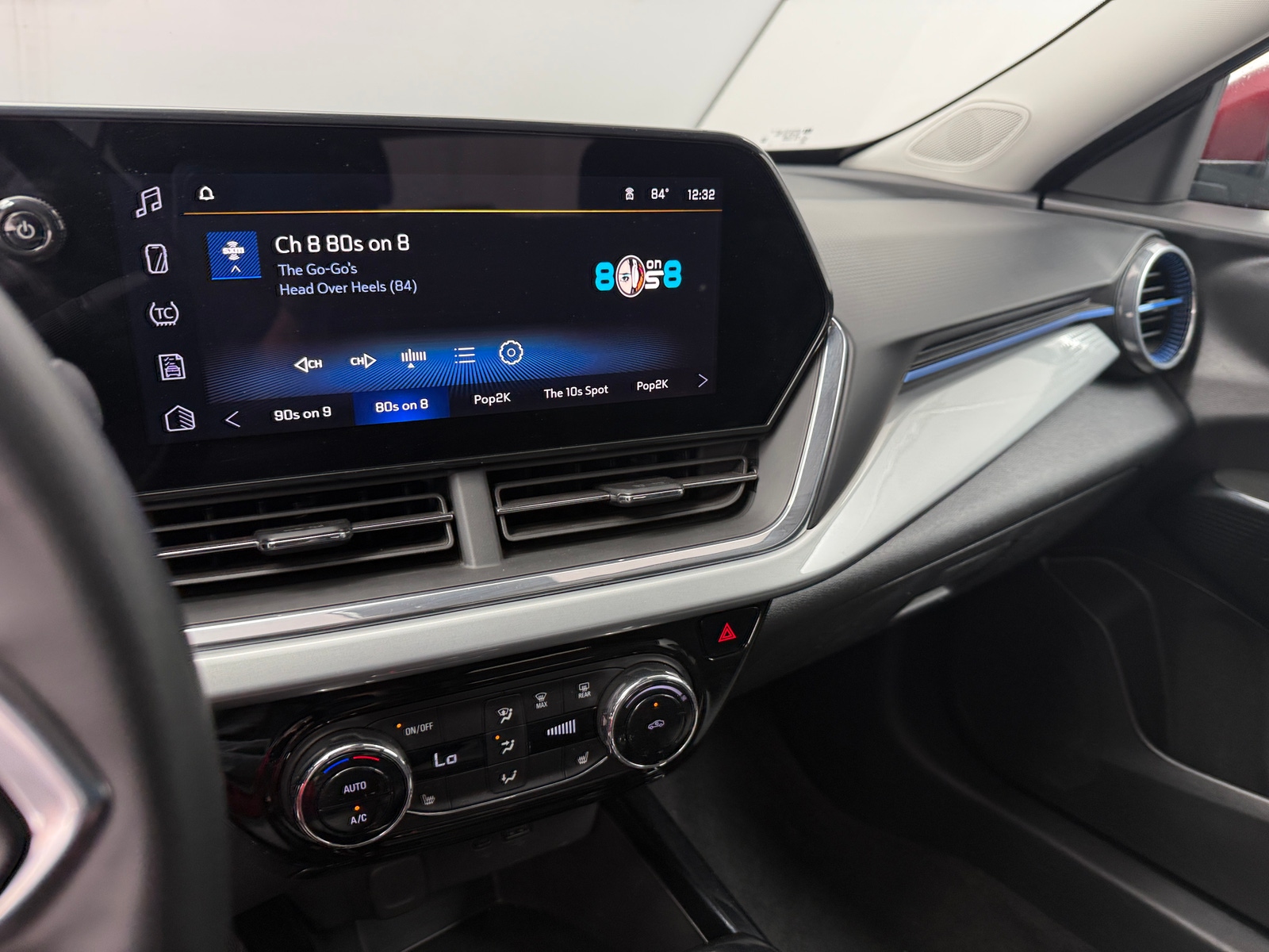 Thumbnail: 2025 Chevrolet Trax - 4