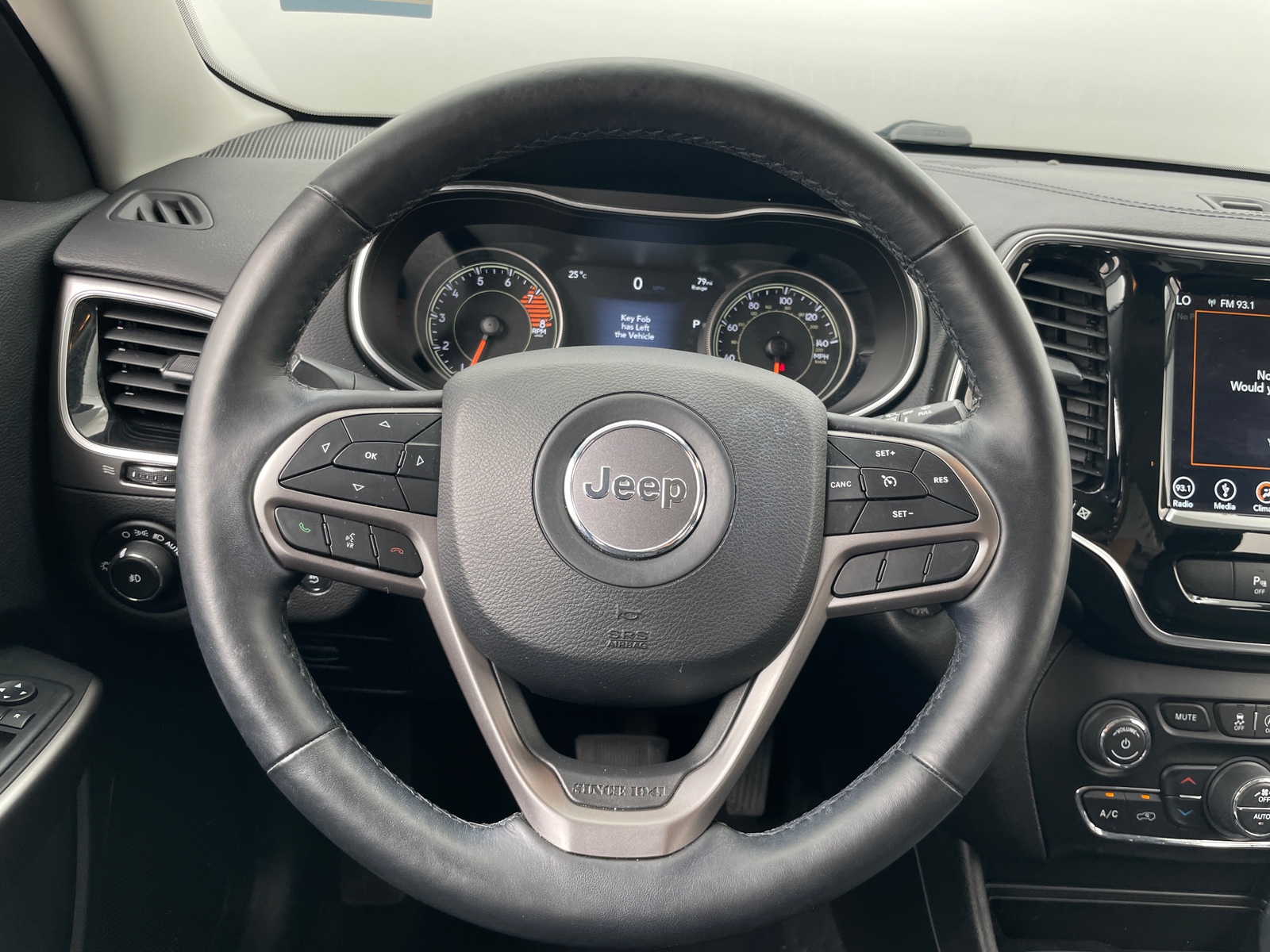 Thumbnail: 2019 Jeep Cherokee - 4