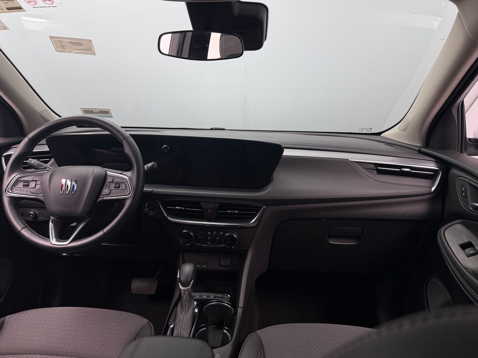 Thumbnail: 2025 Buick Encore GX - 2