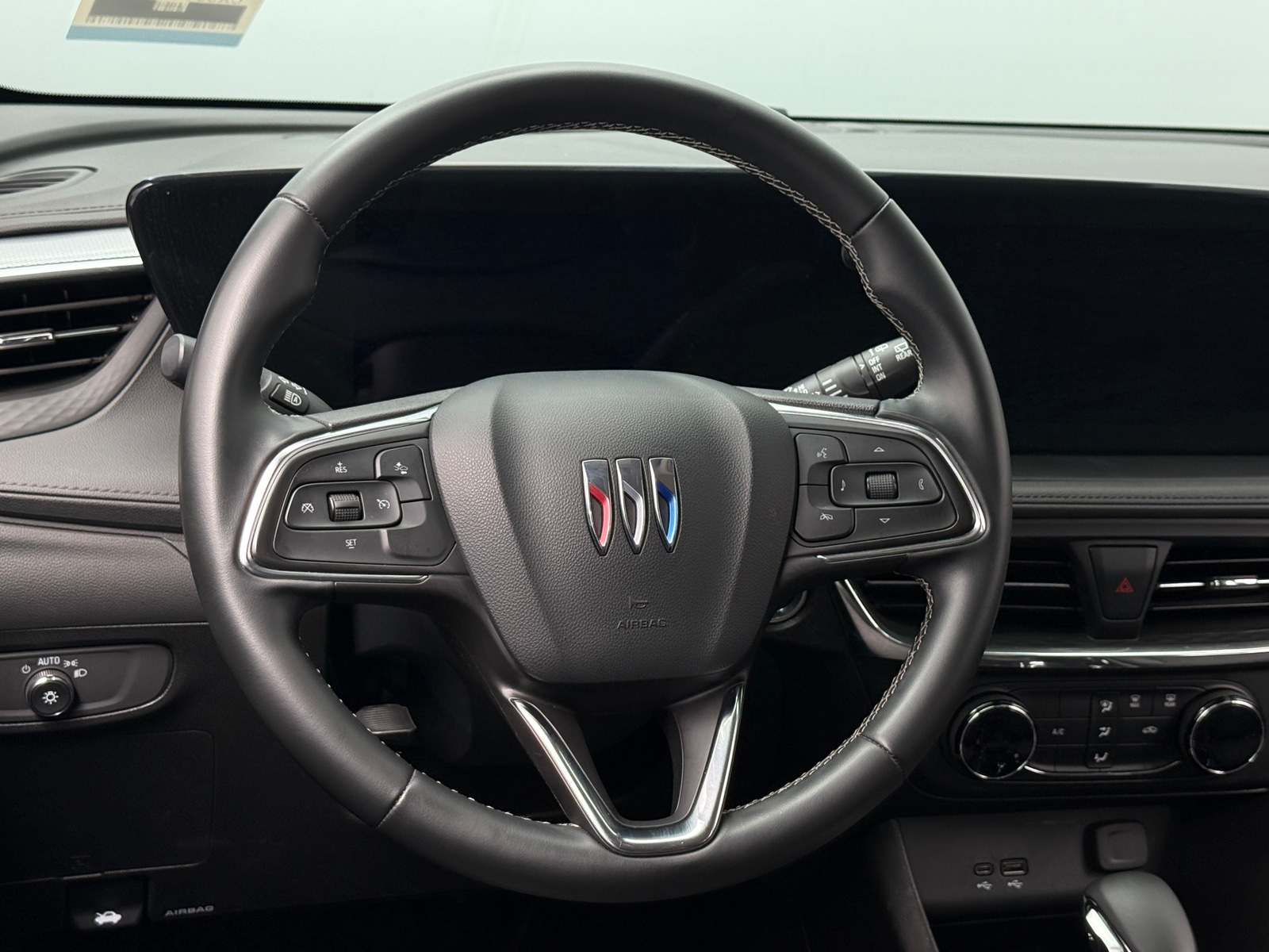 Thumbnail: 2025 Buick Encore GX - 4