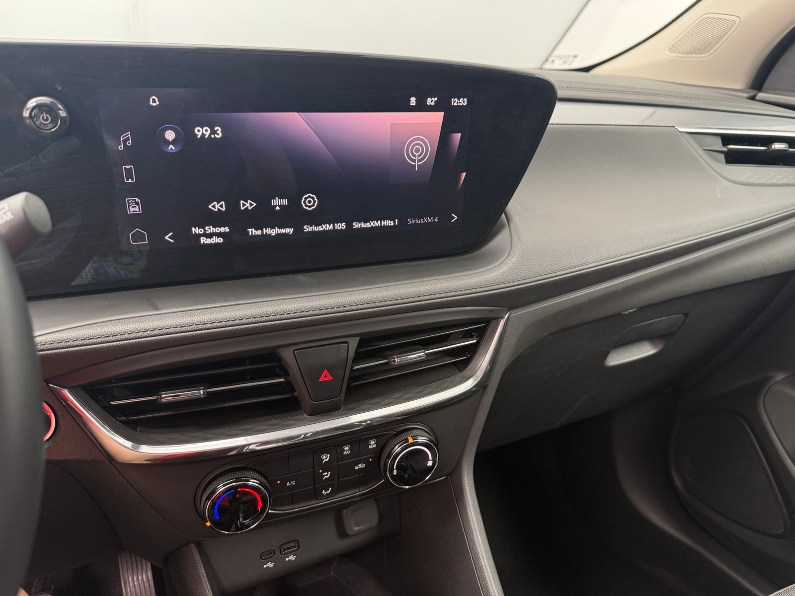 Thumbnail: 2025 Buick Encore GX - 3