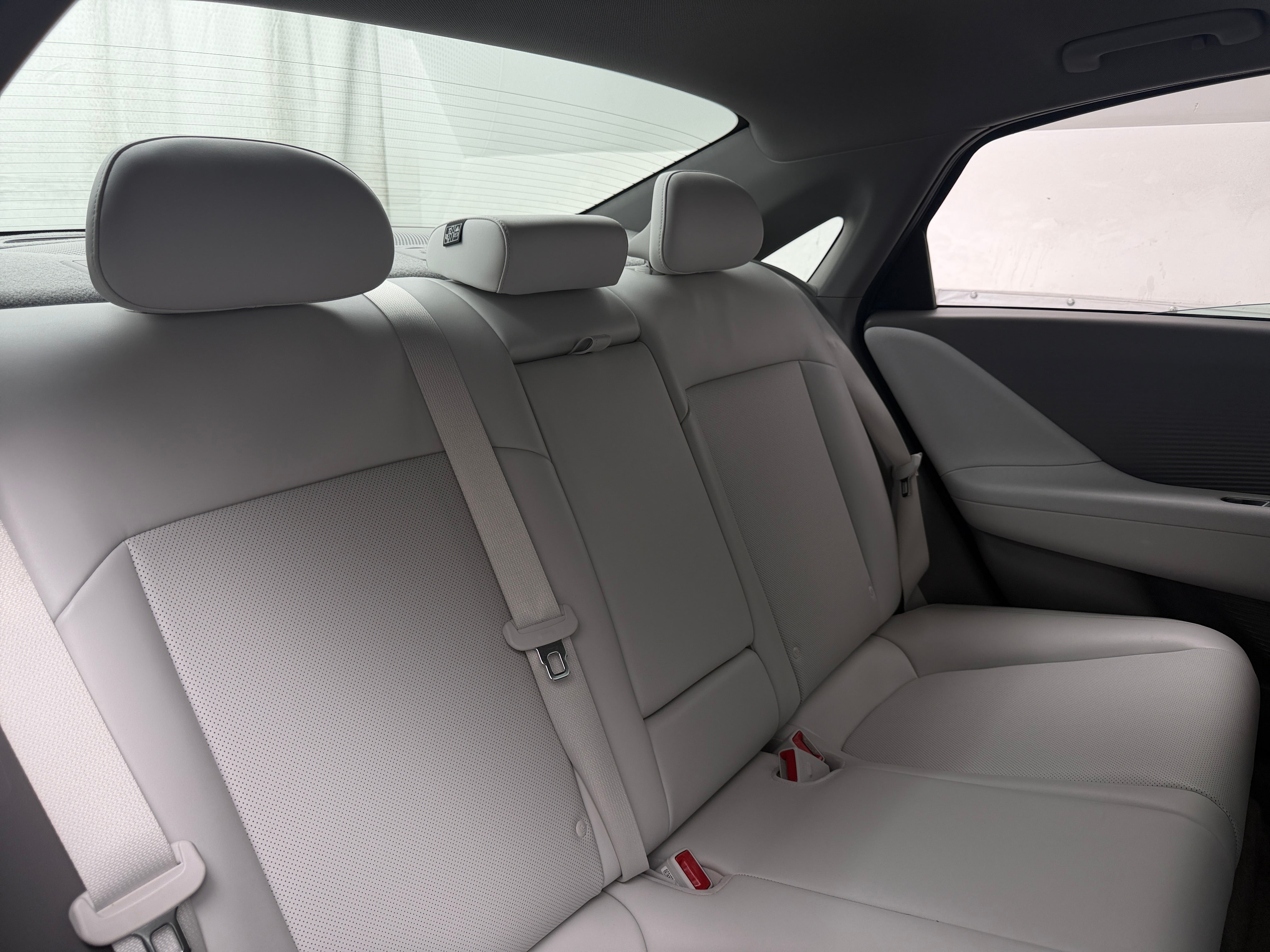 Used 2025 Hyundai IONIQ 6 Limited with VIN KMHM54AA8SA087270 for sale in Auburn, WA