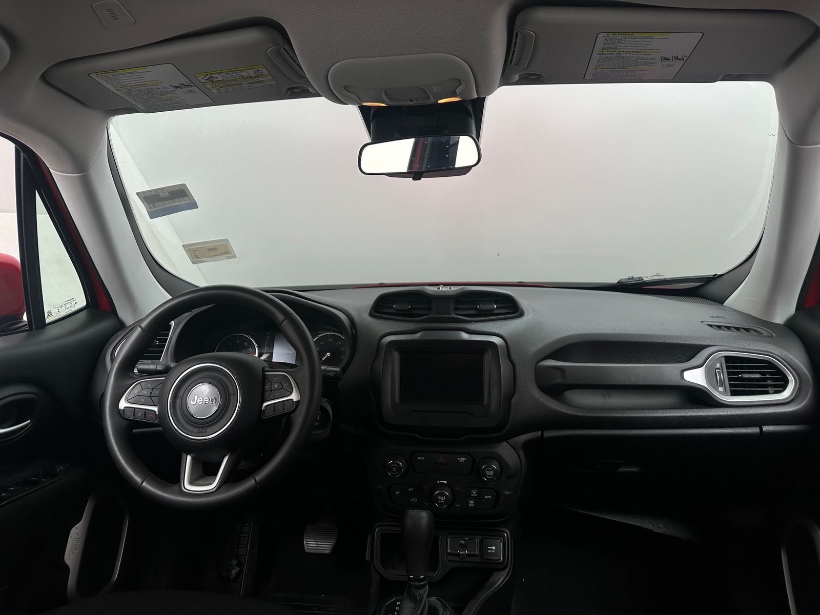 Thumbnail: 2018 Jeep Renegade - 3