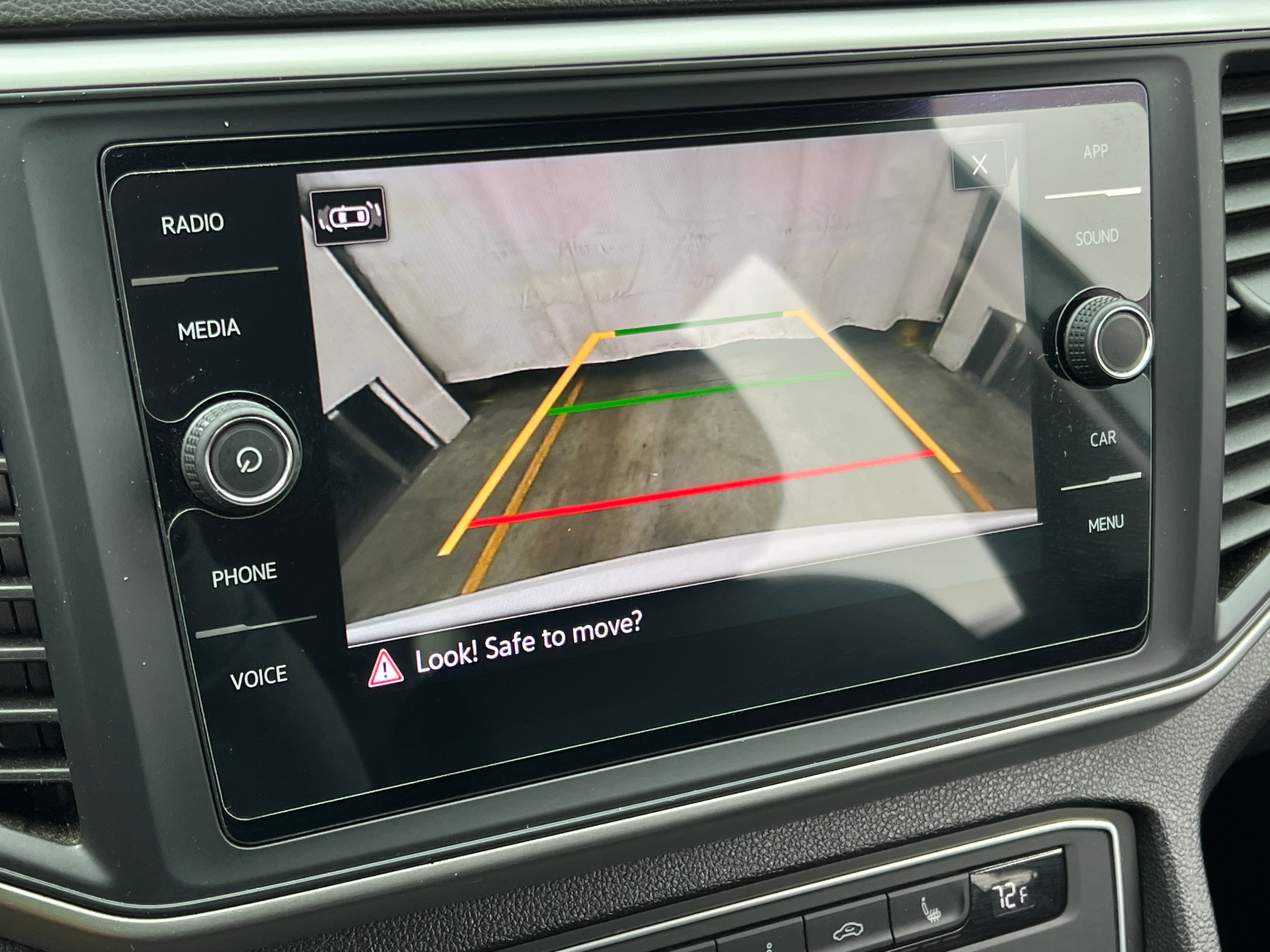 2021 Volkswagen Atlas SE w/Tech - Photo 7