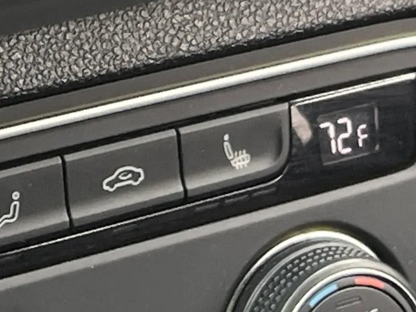 2021 Volkswagen Atlas SE w/Tech - Photo 21