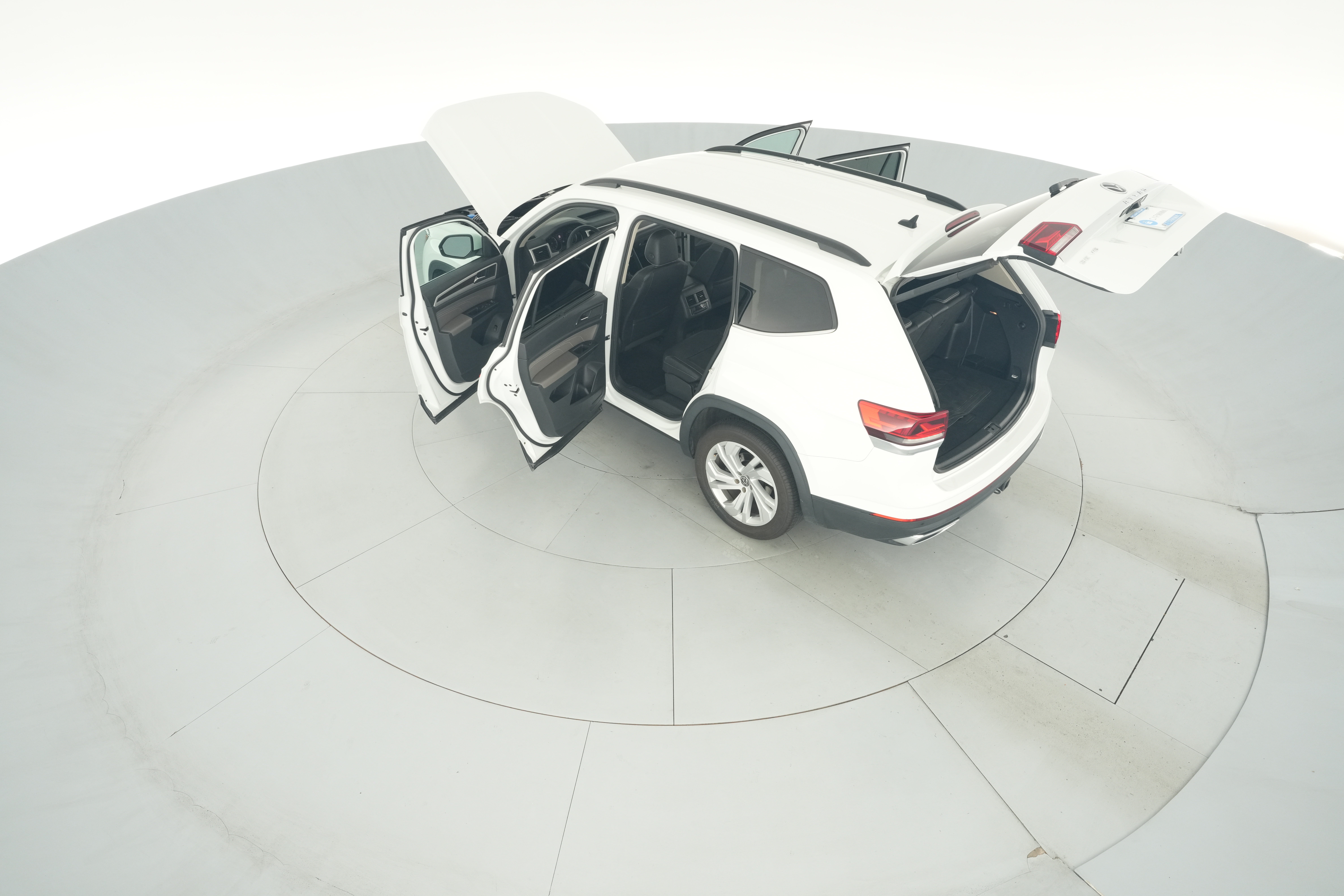 2021 Volkswagen Atlas SE w/Tech - Photo 46