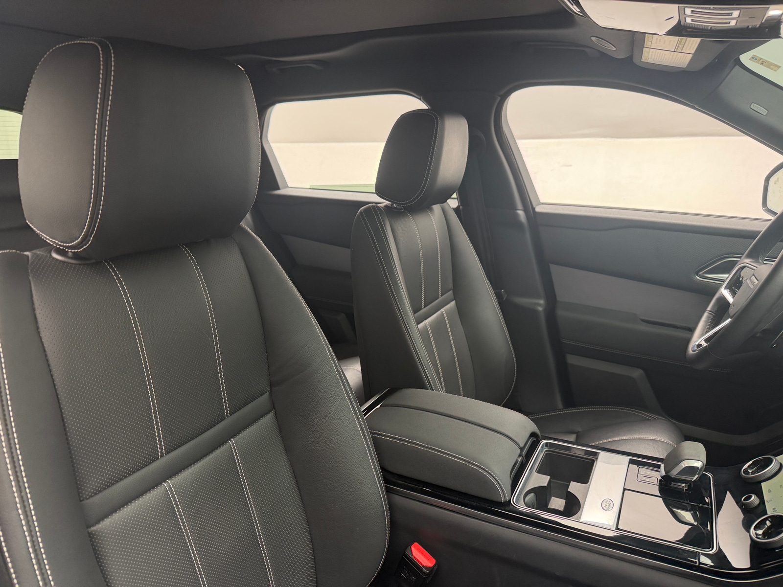 Thumbnail: 2023 Land Rover Range Rover Velar - 2