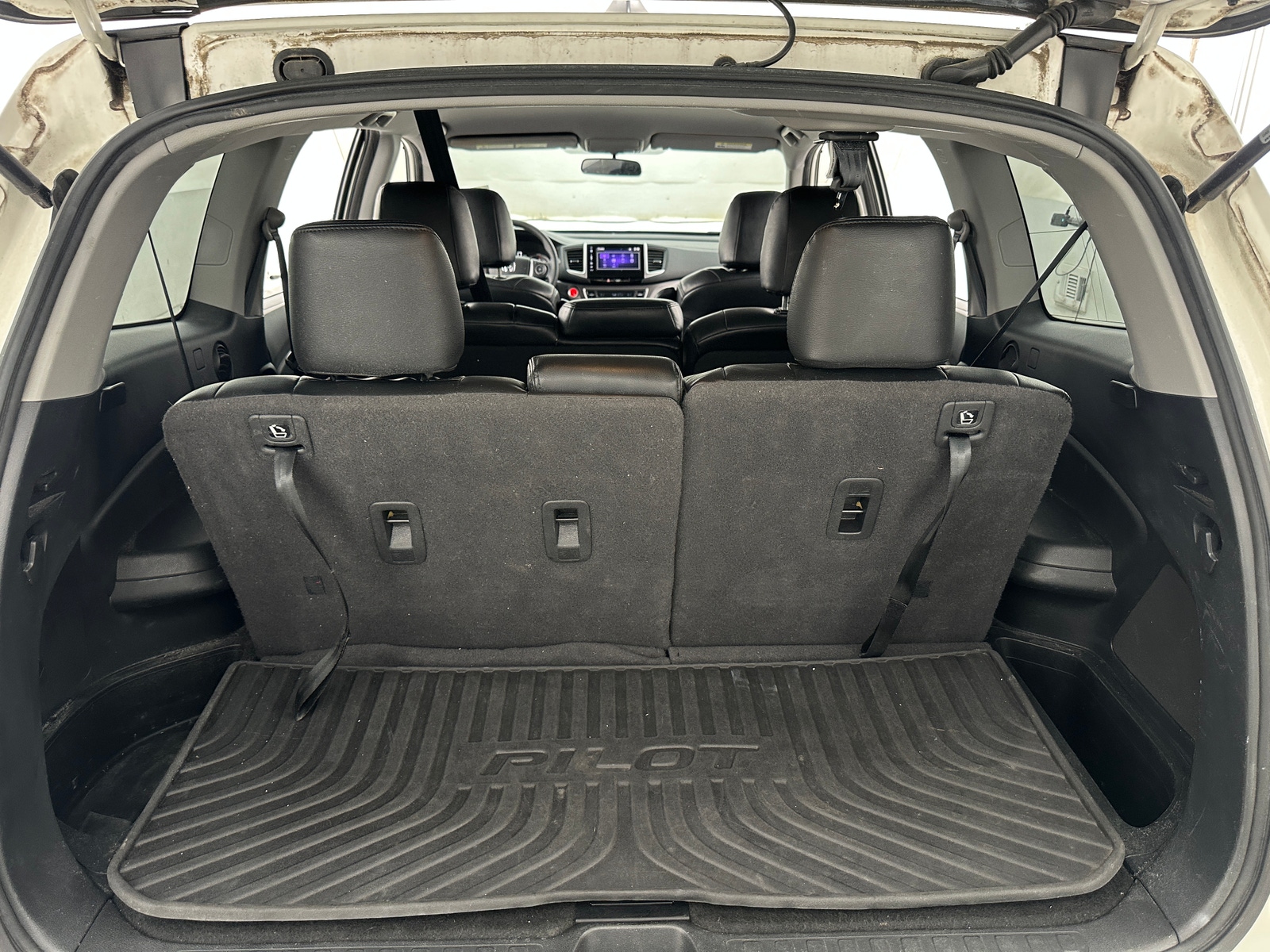 Thumbnail: 2017 Honda Pilot - 7