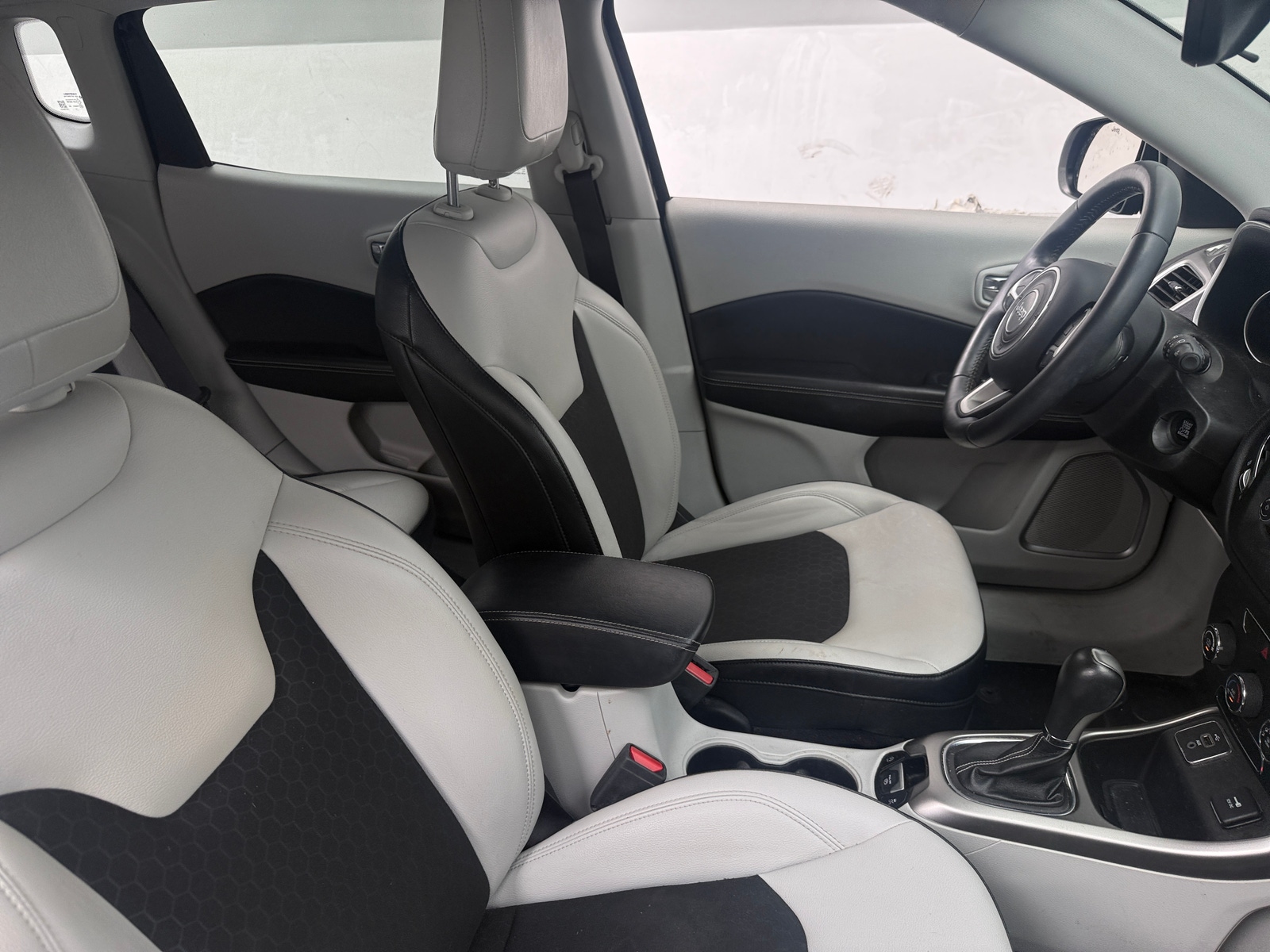 Thumbnail: 2017 Jeep Compass - 2