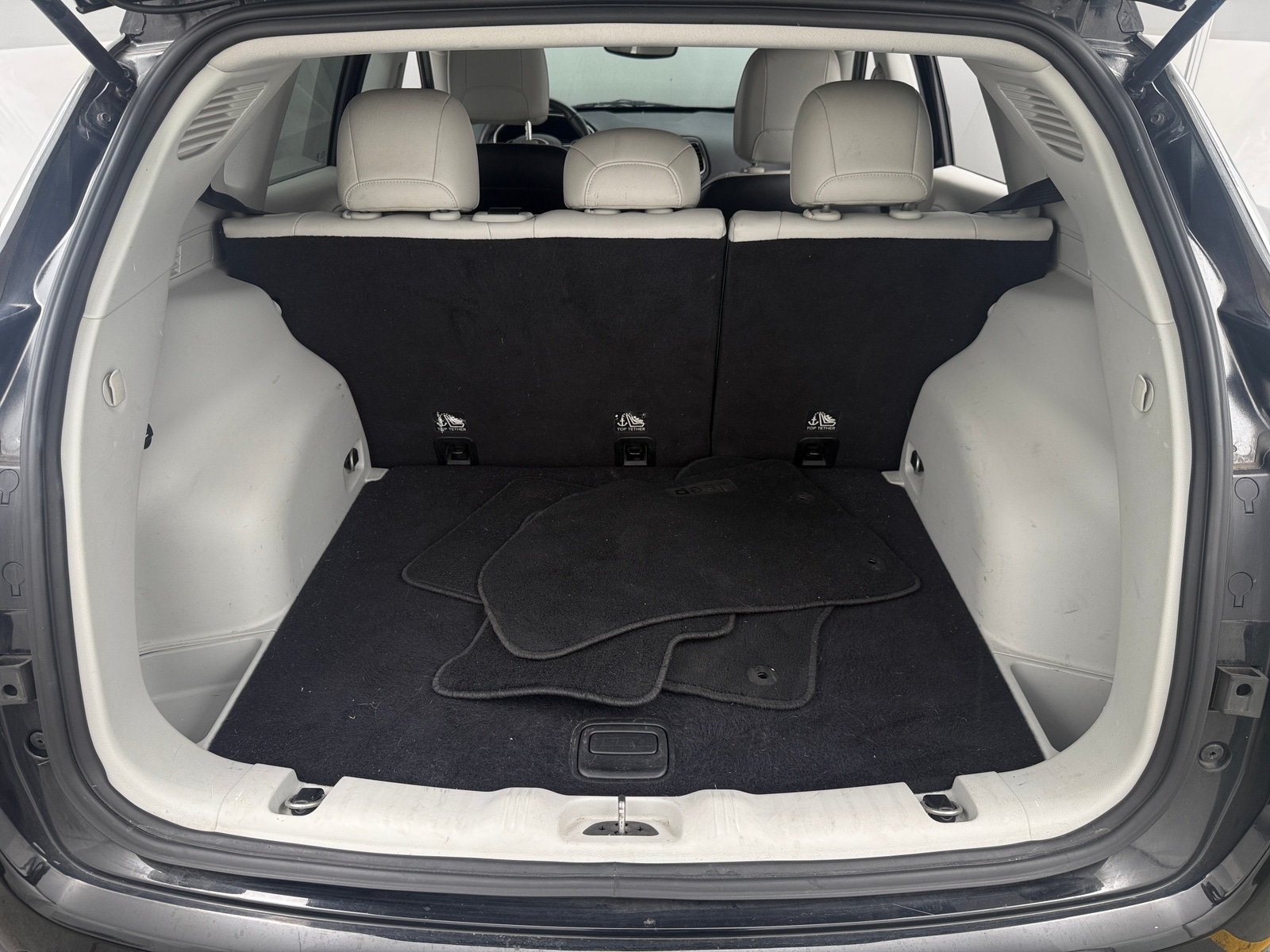 Thumbnail: 2017 Jeep Compass - 7