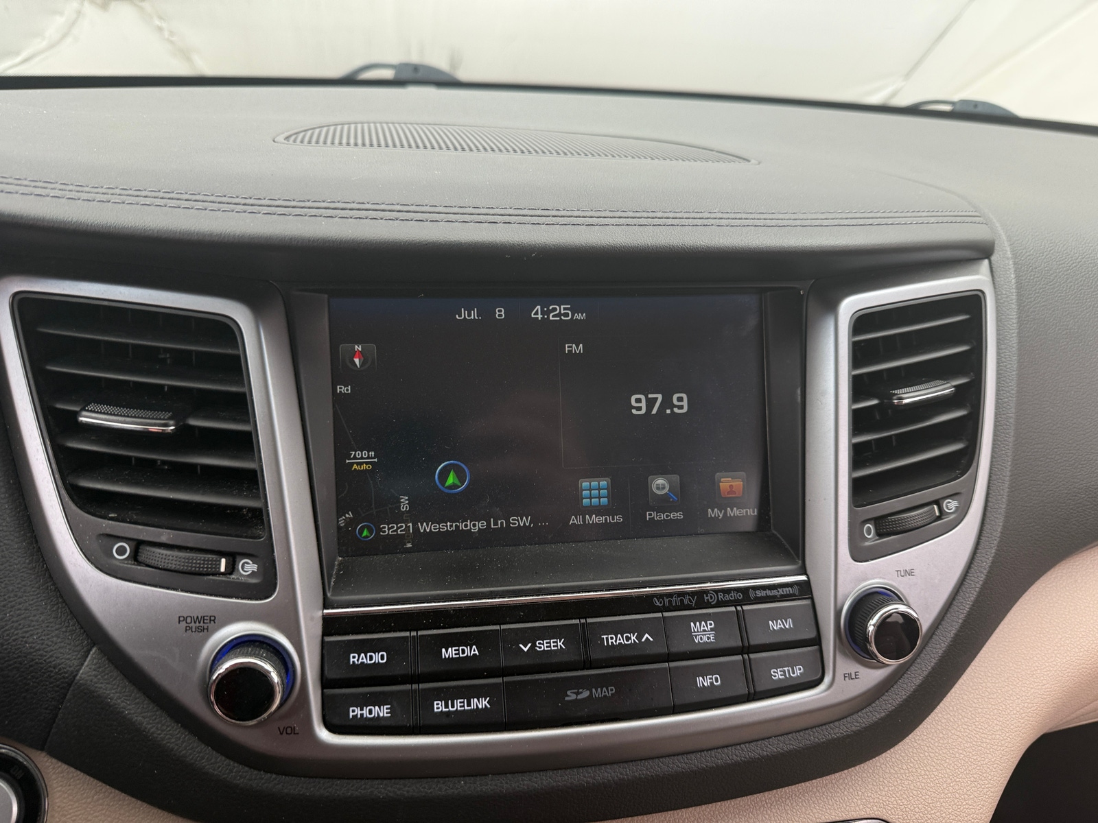 Thumbnail: 2017 Hyundai Tucson - 3