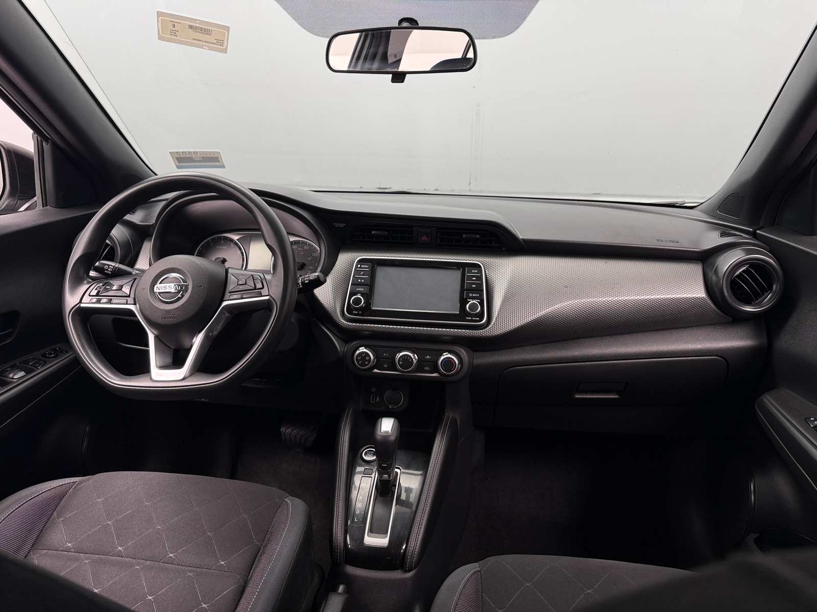 Thumbnail: 2019 Nissan Kicks - 3