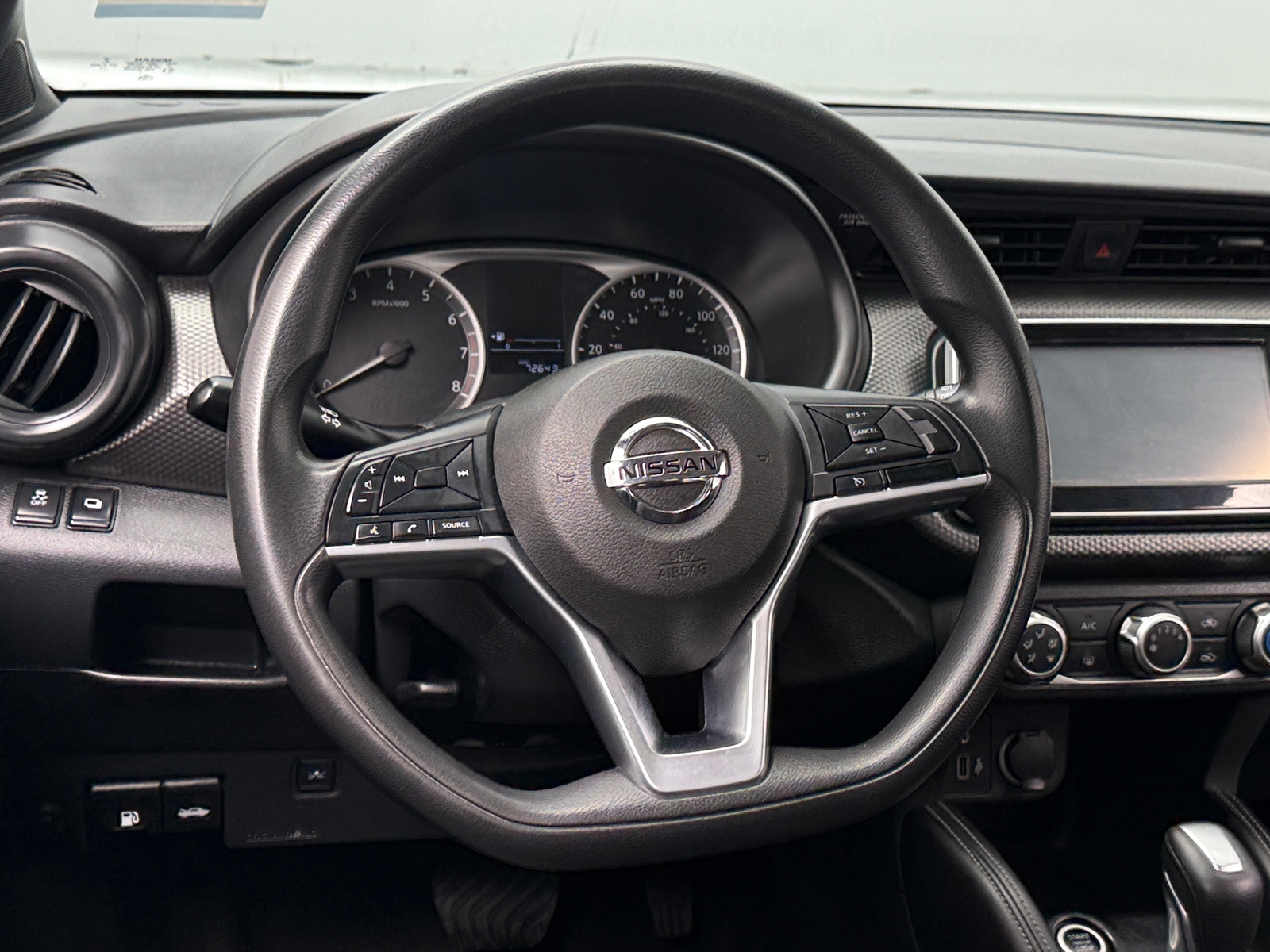 Thumbnail: 2019 Nissan Kicks - 5