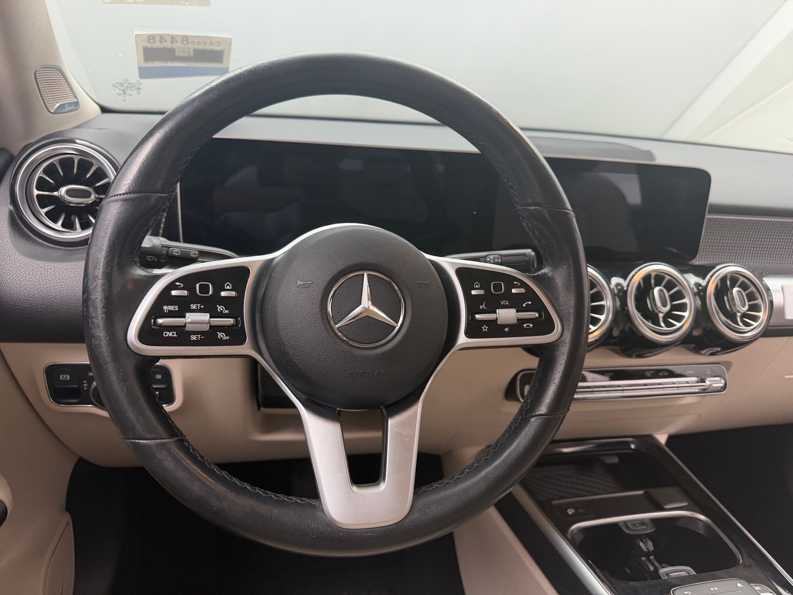 Thumbnail: 2021 Mercedes-Benz GLB - 4