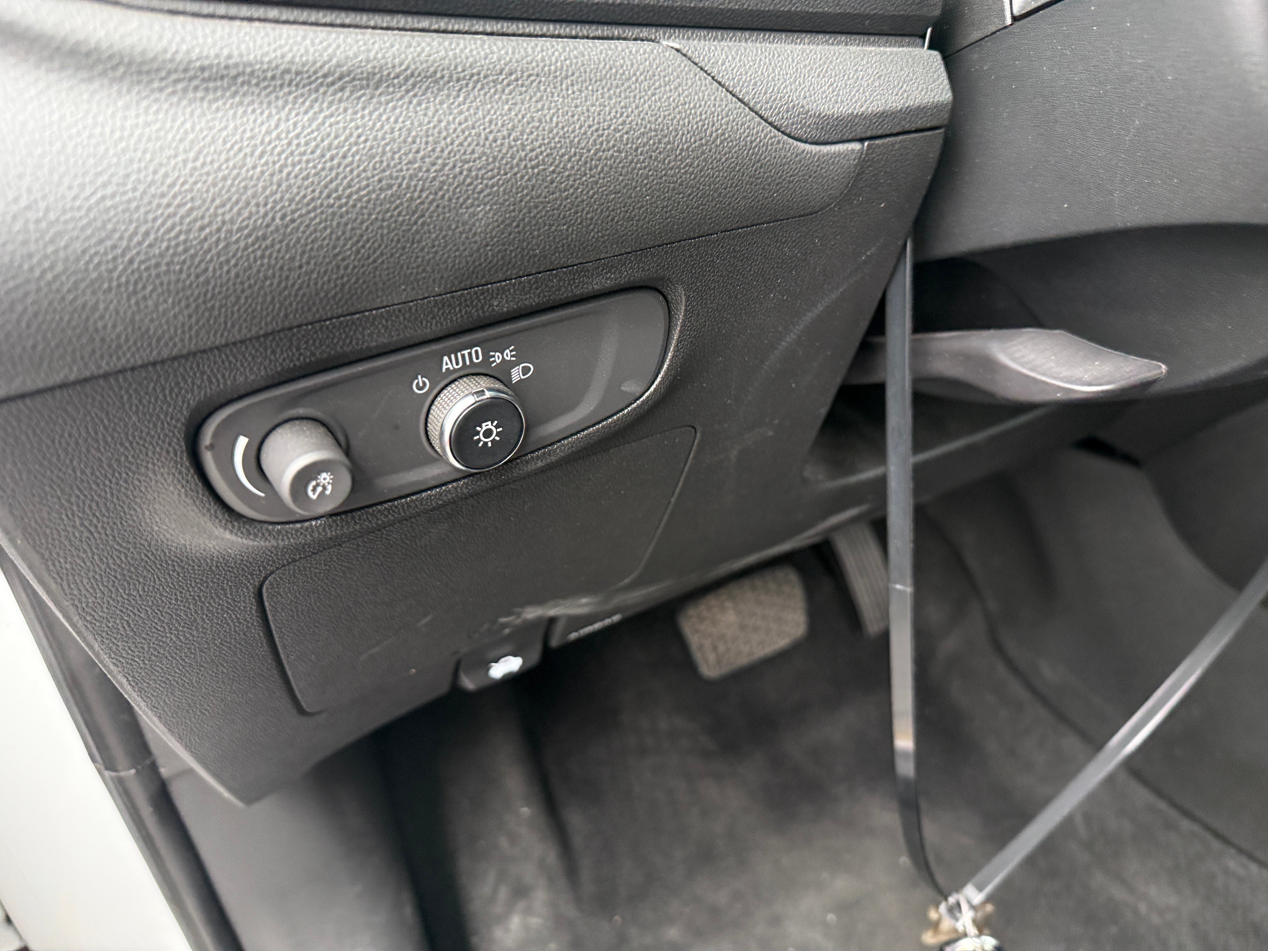 2025 Buick Encore GX Preferred - Photo 10