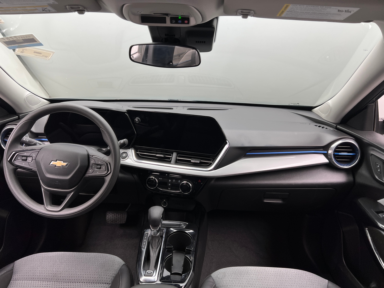 Thumbnail: 2025 Chevrolet Trax - 3