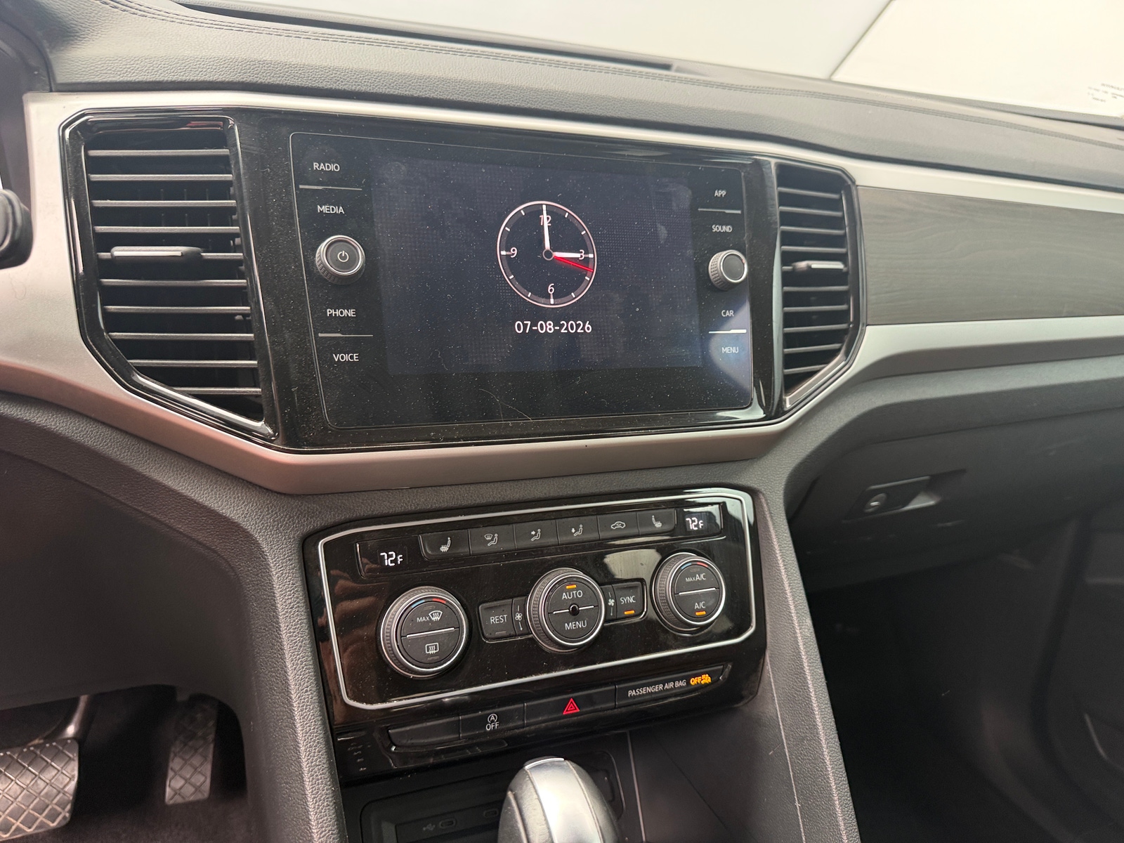 Thumbnail: 2022 Volkswagen Atlas - 3