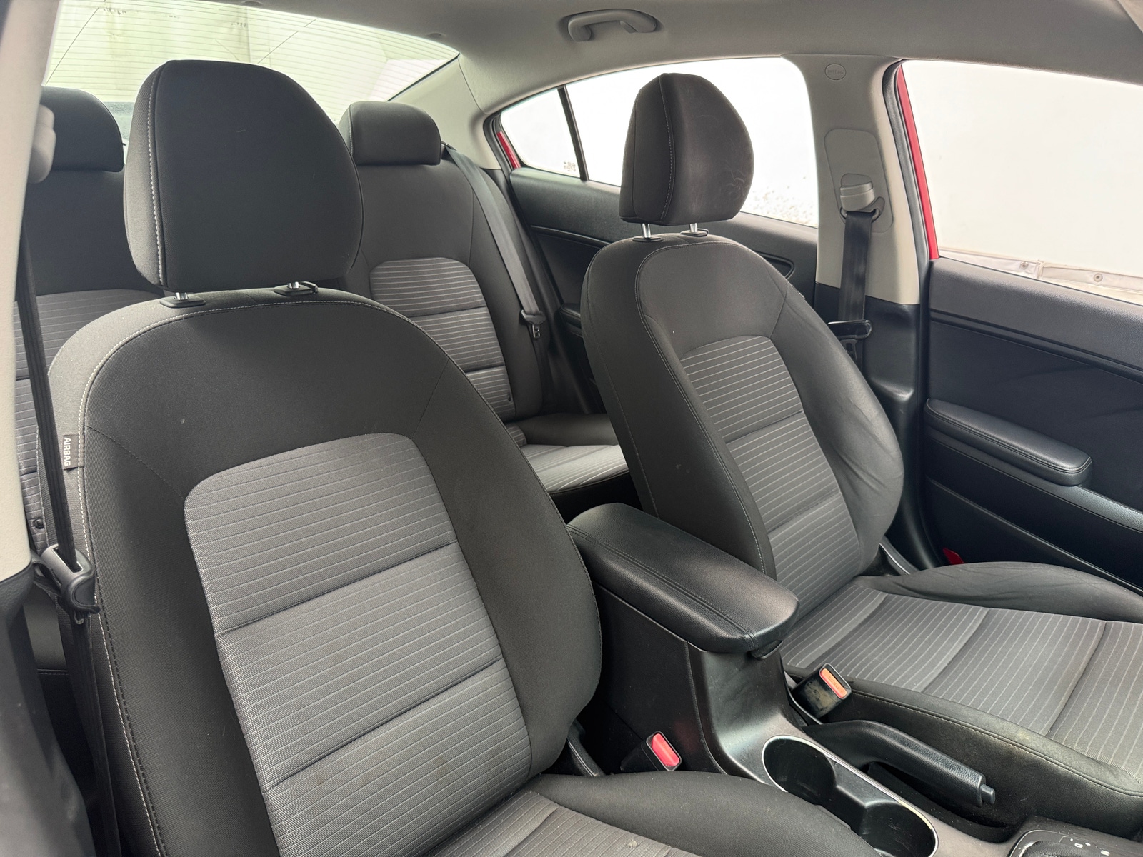 Thumbnail: 2016 Kia Forte - 2