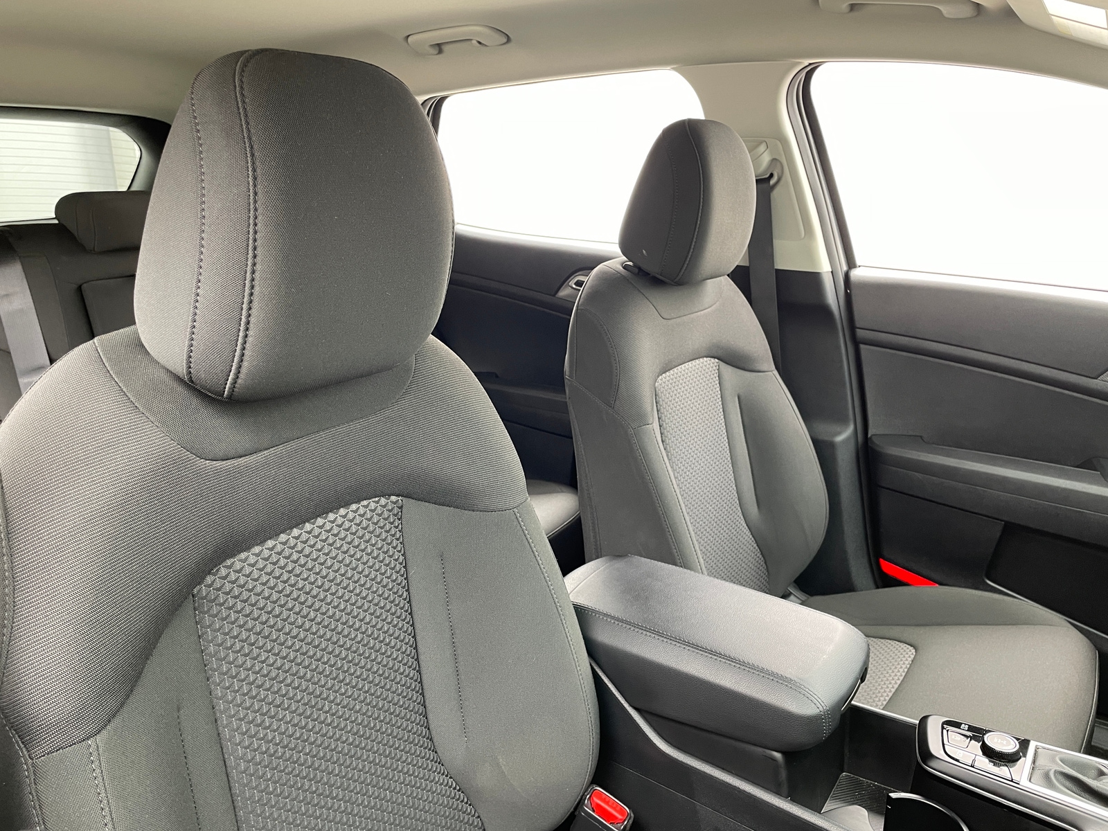 Thumbnail: 2025 Kia Sportage - 2