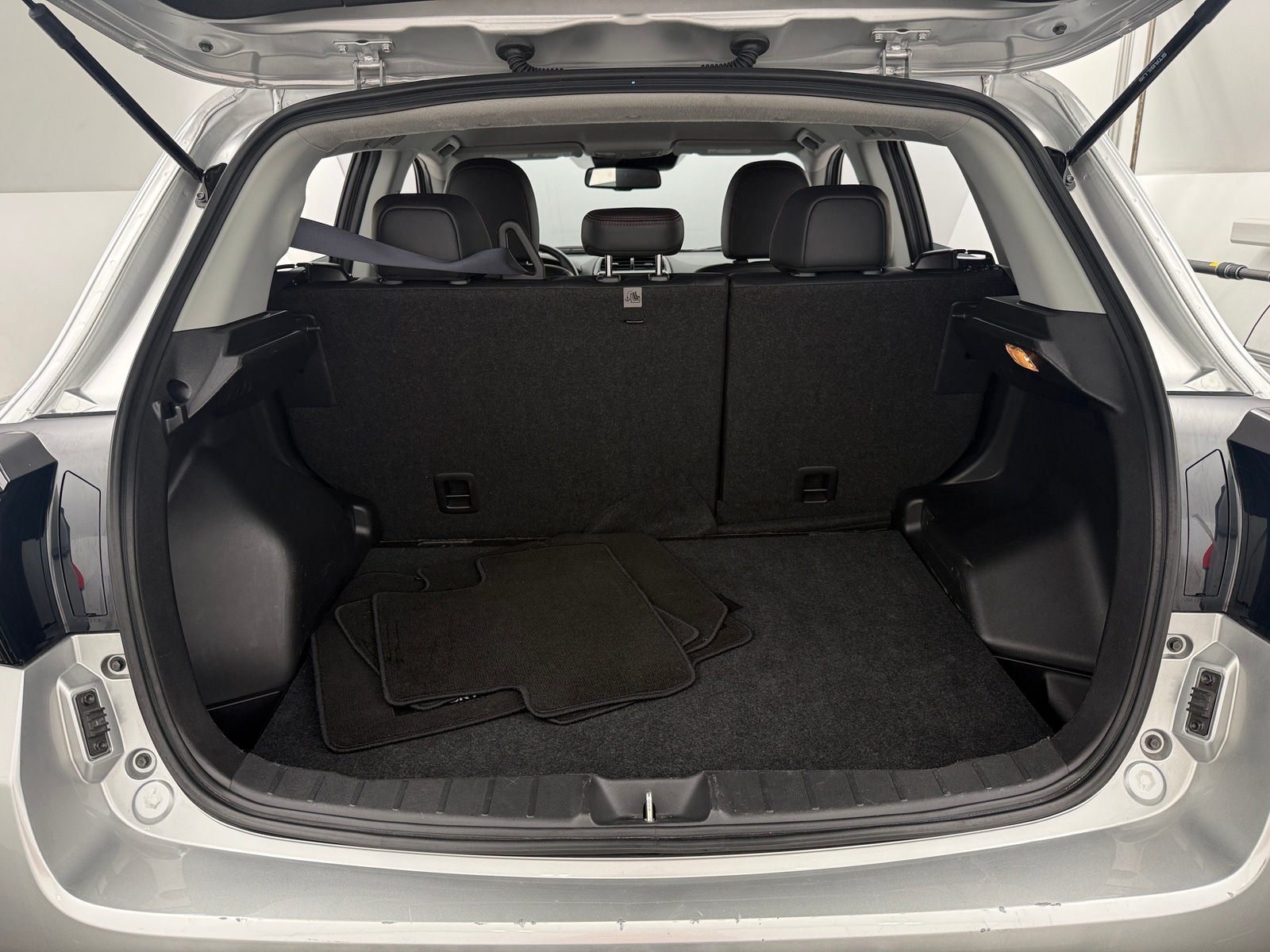 Thumbnail: 2025 Mitsubishi Outlander Sport - 6