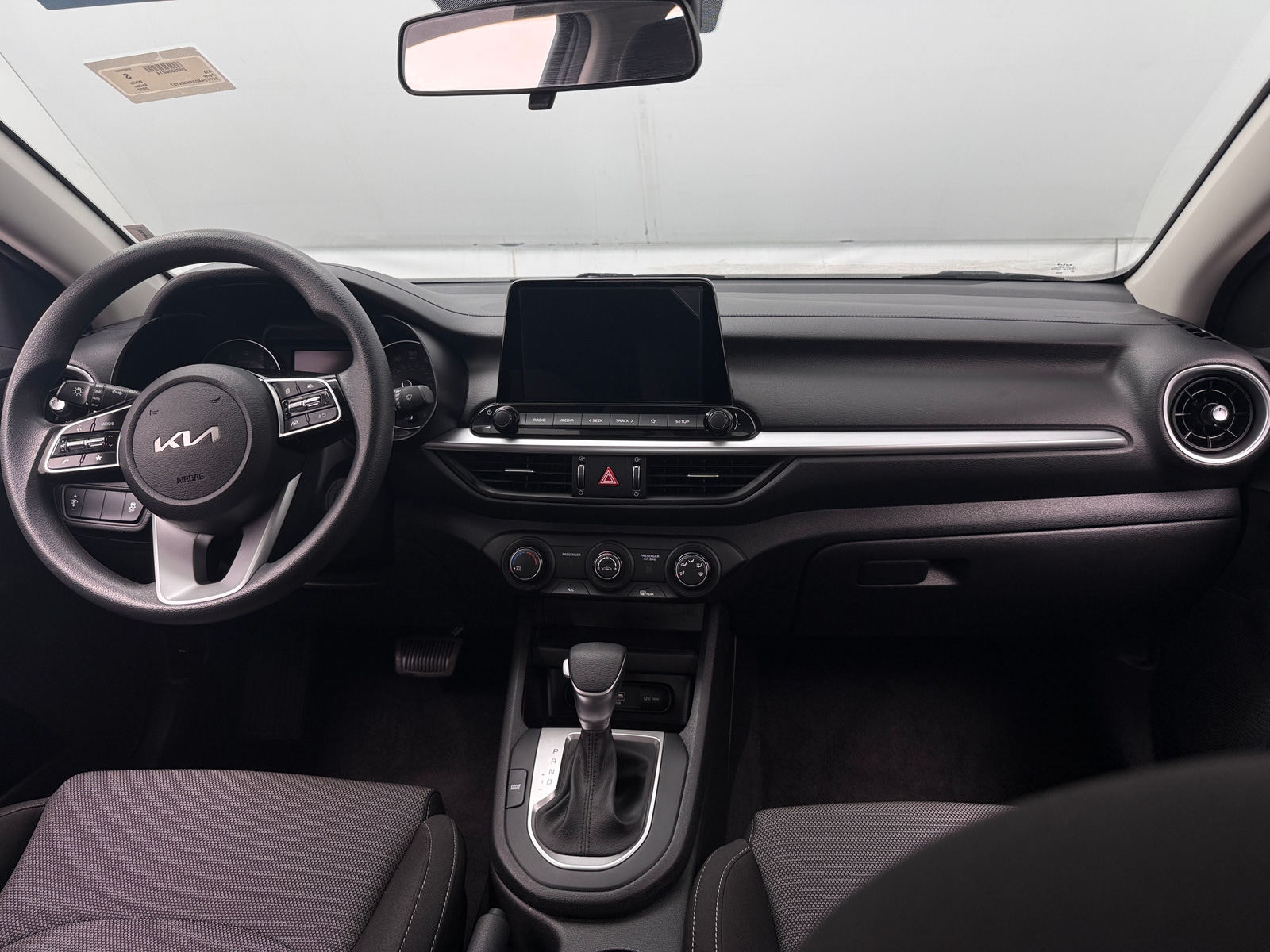Thumbnail: 2023 Kia Forte - 3