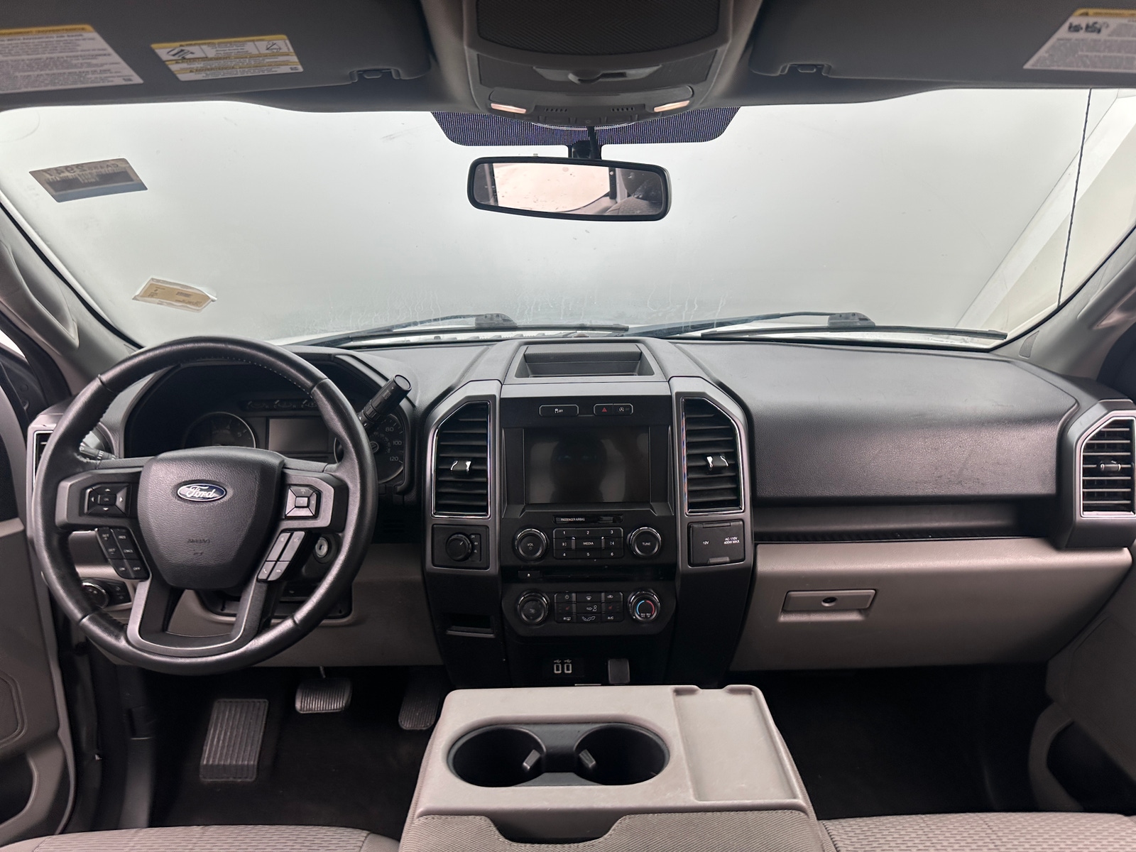 Thumbnail: 2018 Ford Econoline - 3