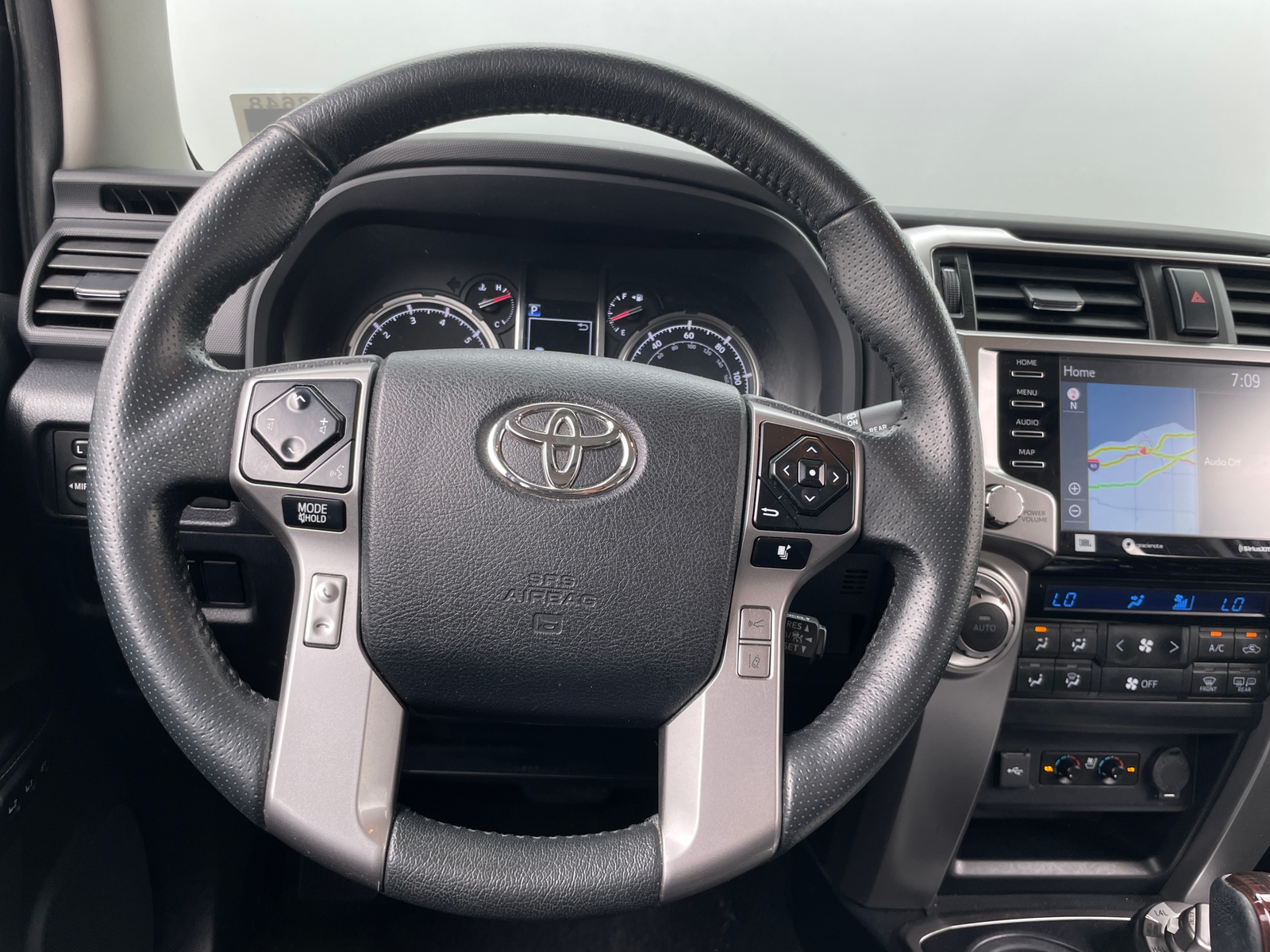 Thumbnail: 2020 Toyota 4Runner - 4