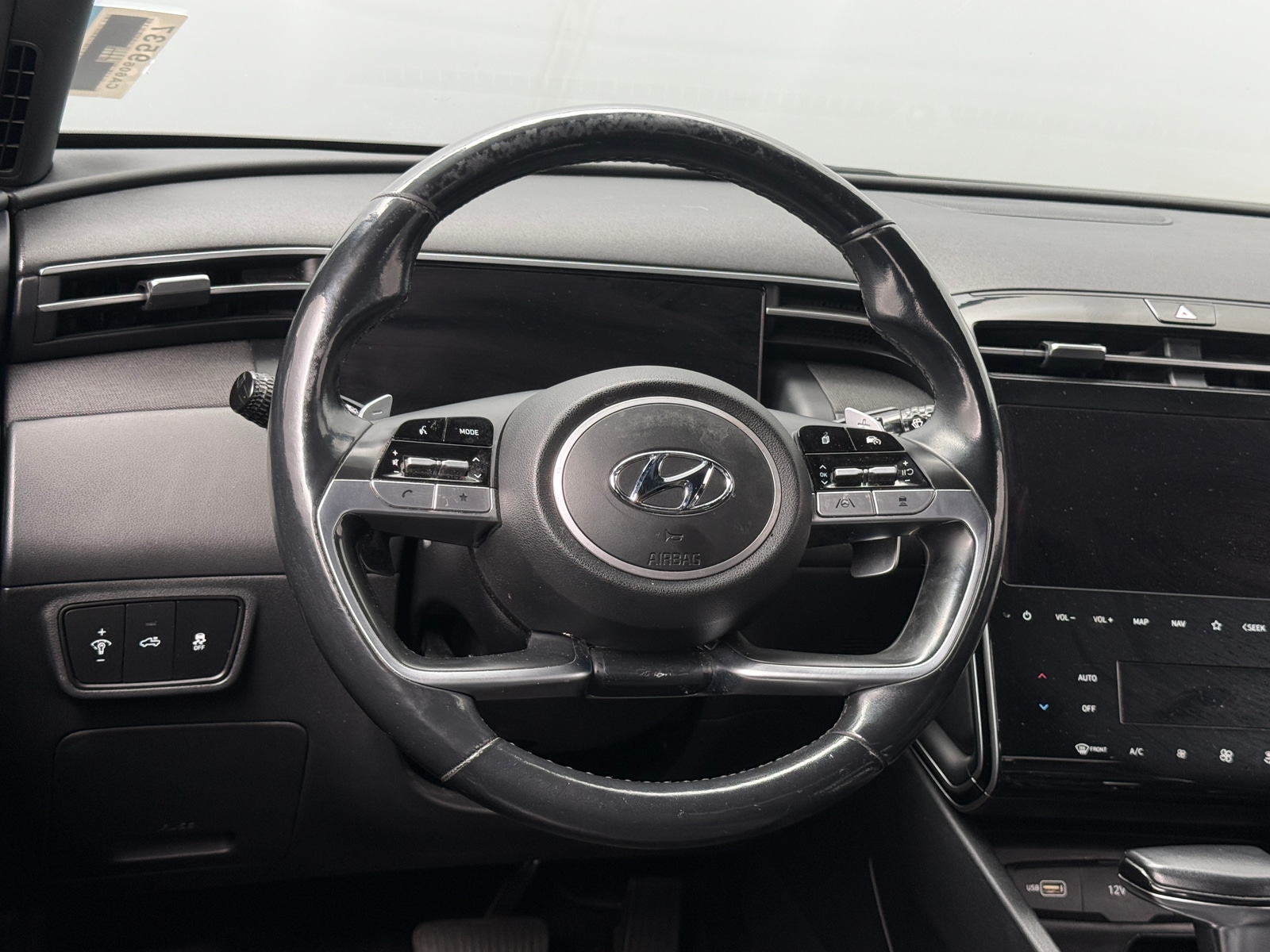 Thumbnail: 2022 Hyundai Santa Cruz - 4