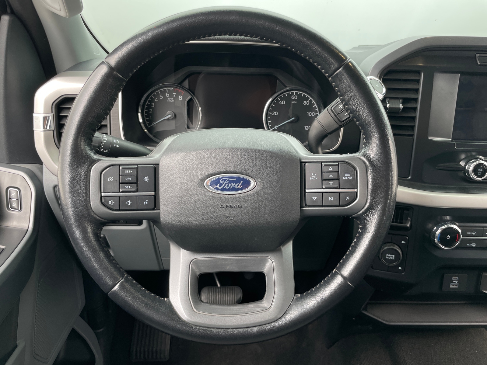 Thumbnail: 2022 Ford Econoline - 5