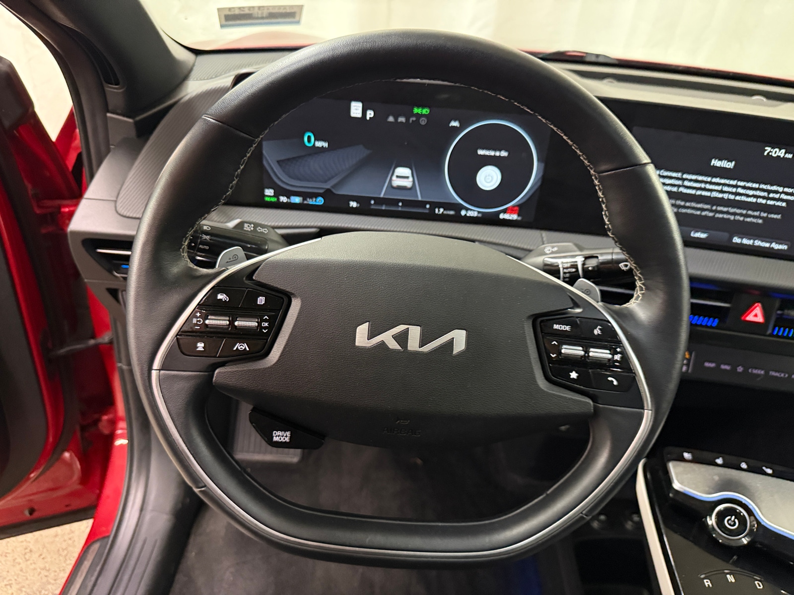 Thumbnail: 2022 Kia EV6 - 4