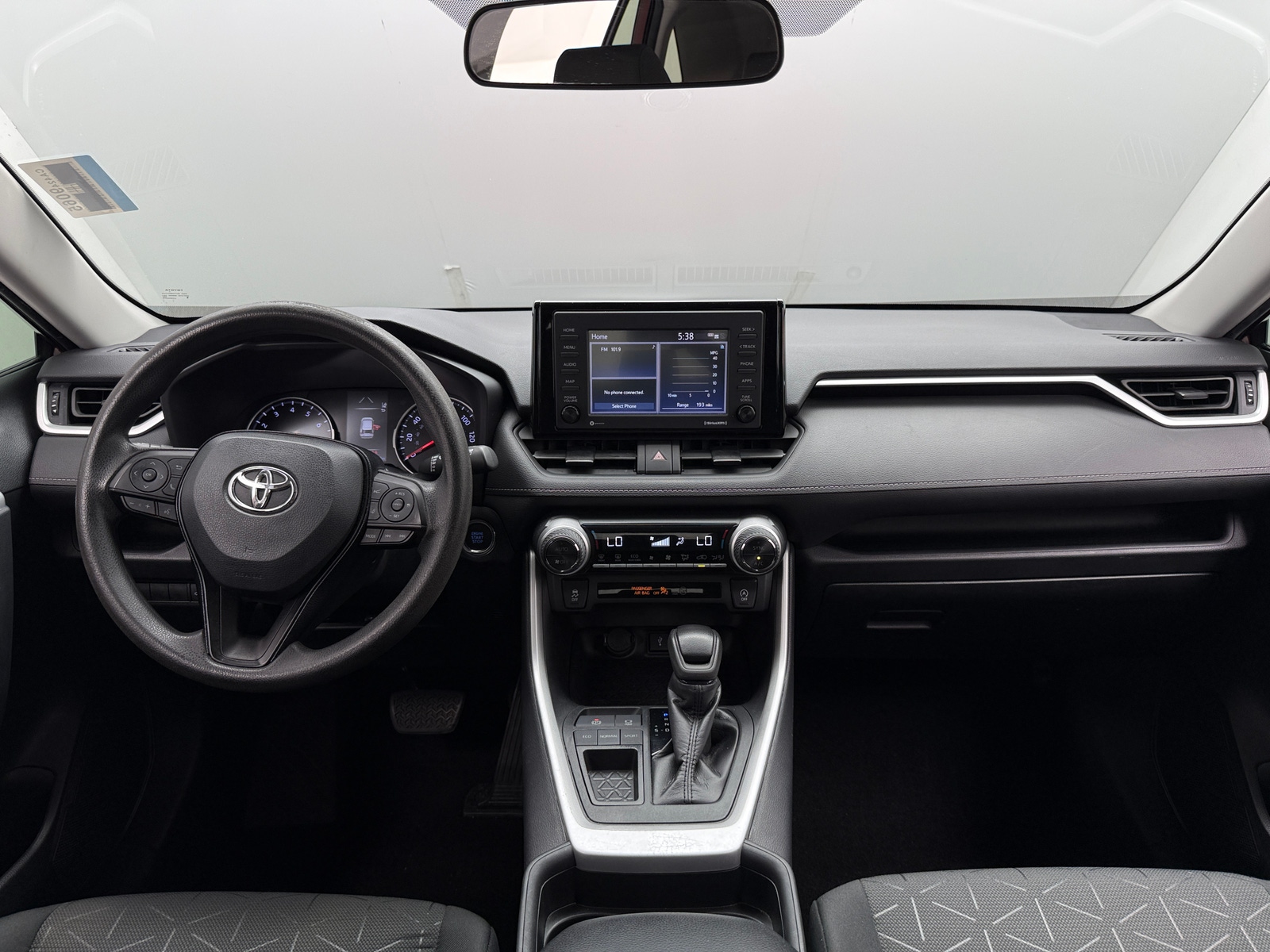 Thumbnail: 2021 Toyota RAV4 - 3