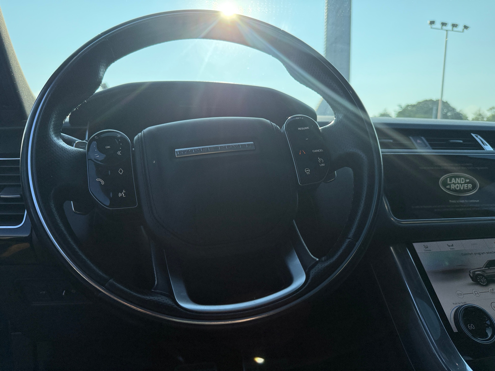 Thumbnail: 2022 Land Rover Range Rover Sport - 4