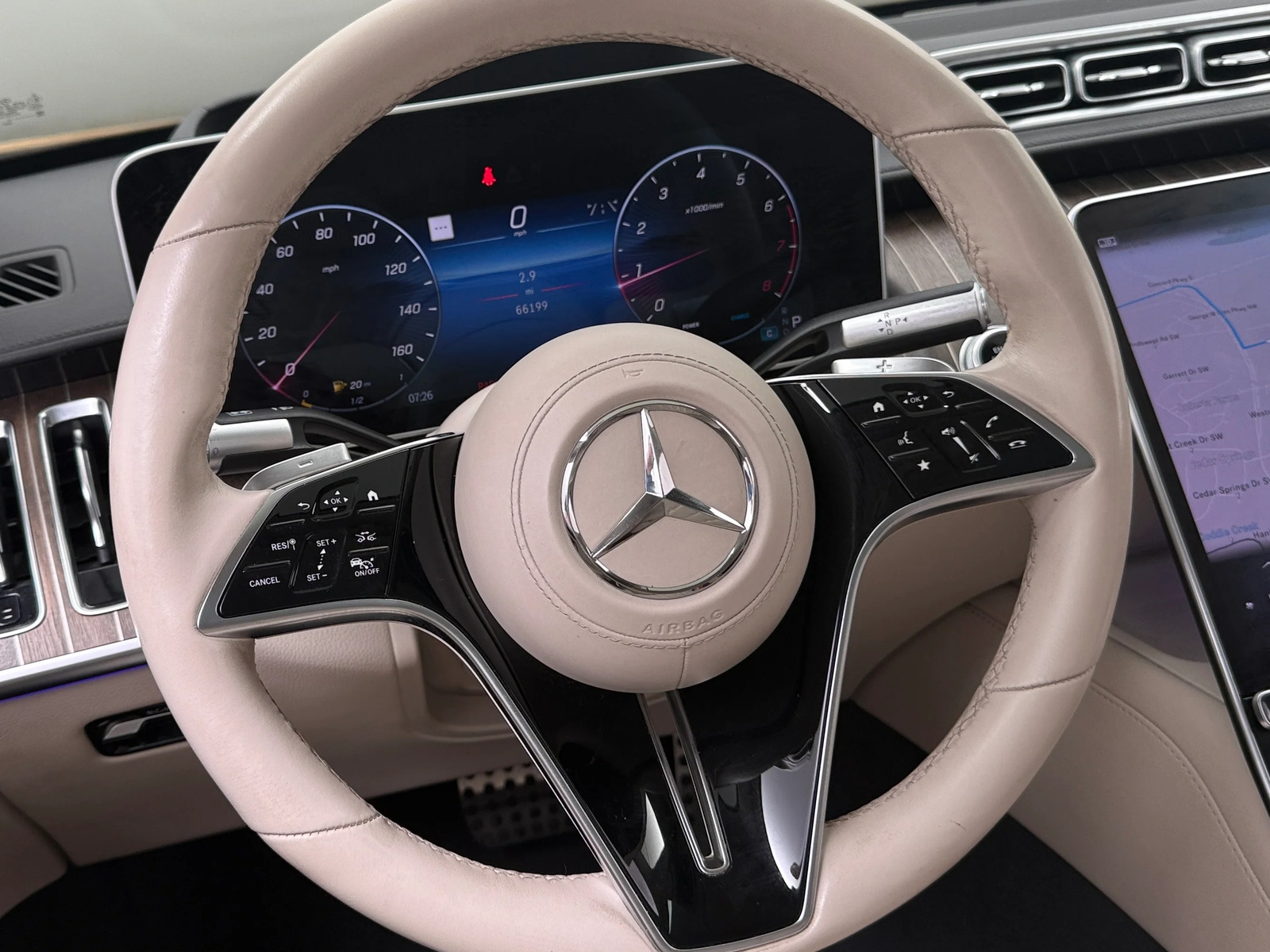 Thumbnail: 2022 Mercedes-Benz S-Class - 4