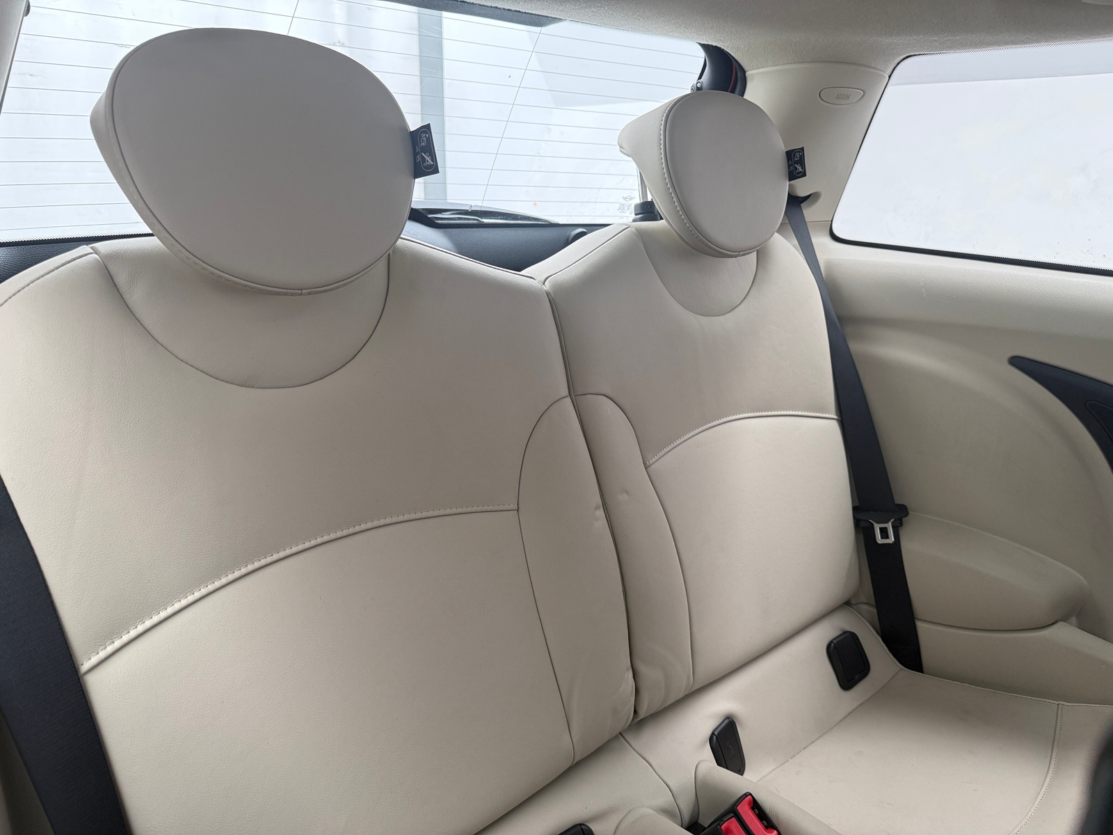 Thumbnail: 2012 MINI Cooper Hardtop - 5