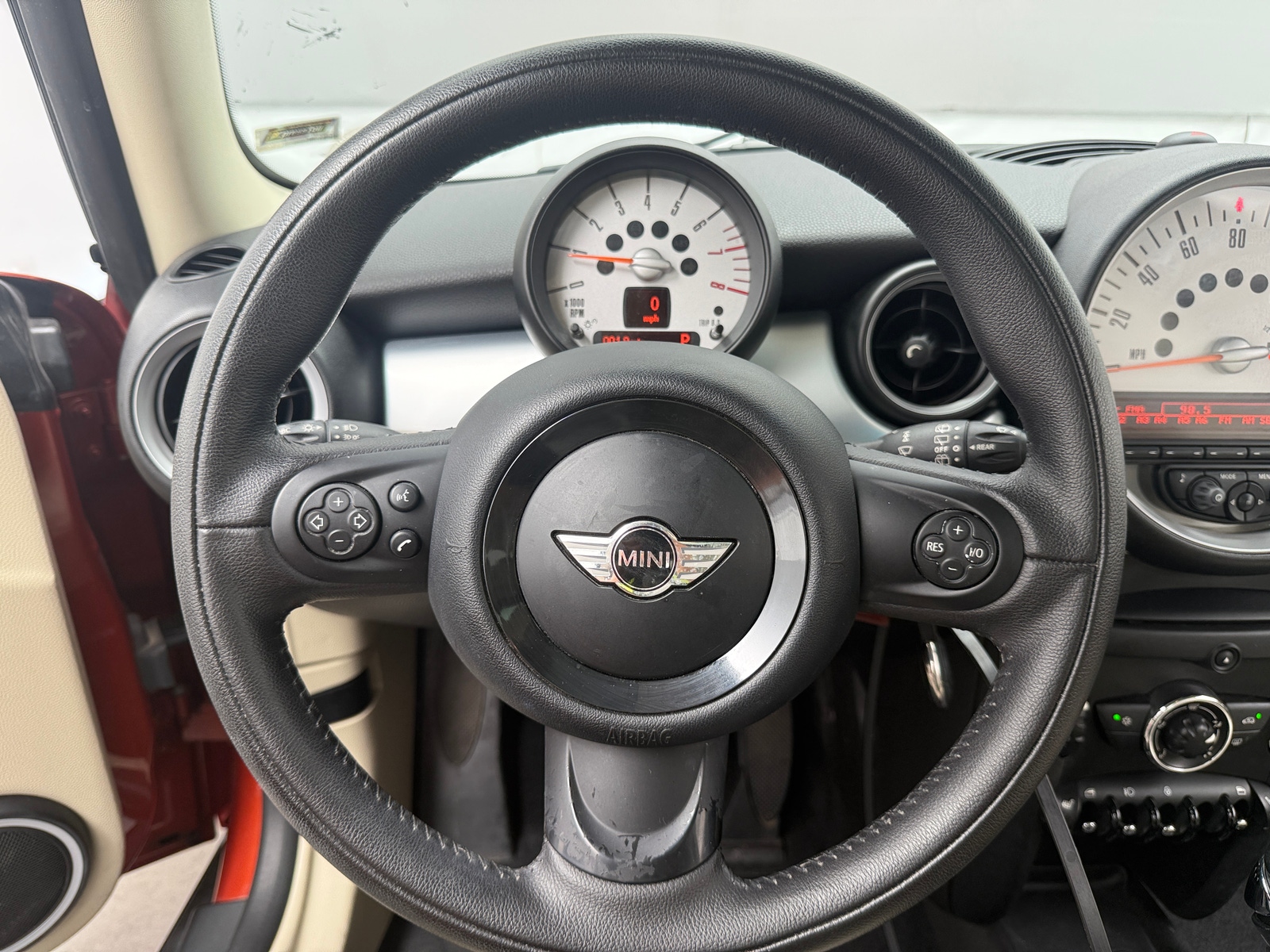 Thumbnail: 2012 MINI Cooper Hardtop - 4