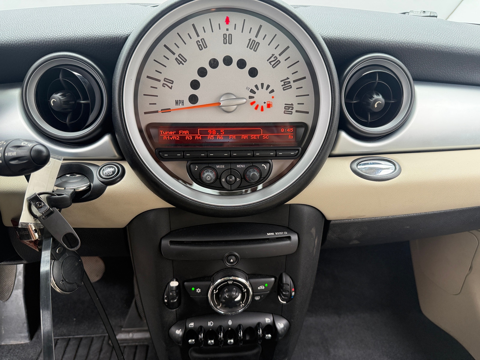 Thumbnail: 2012 MINI Cooper Hardtop - 3