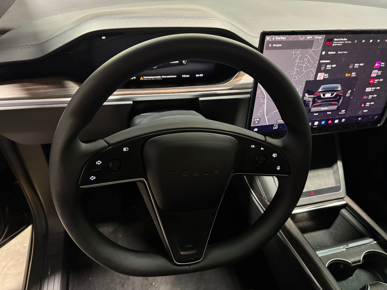 Thumbnail: 2024 Tesla Model X - 4