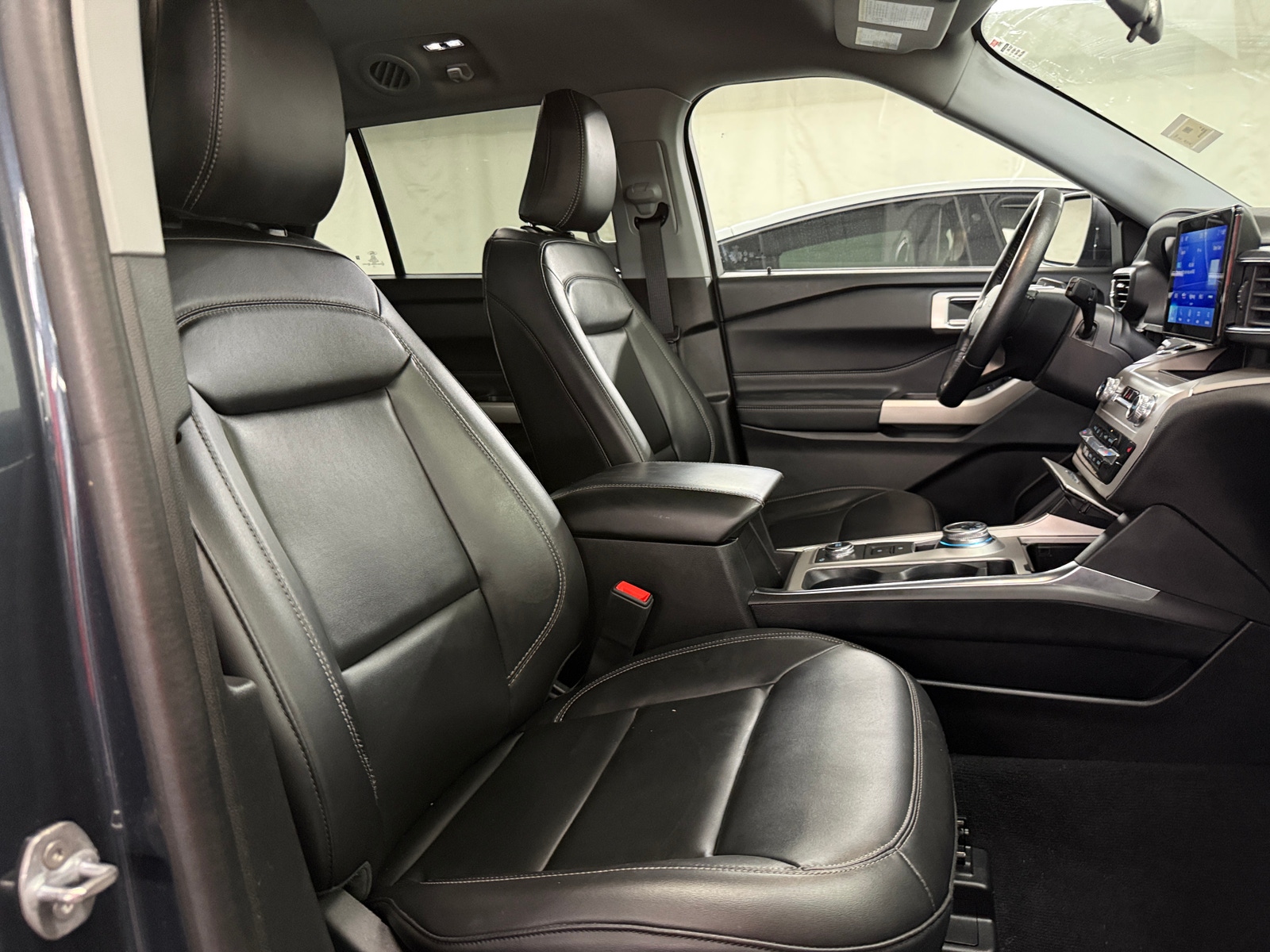 Thumbnail: 2023 Ford Explorer - 2
