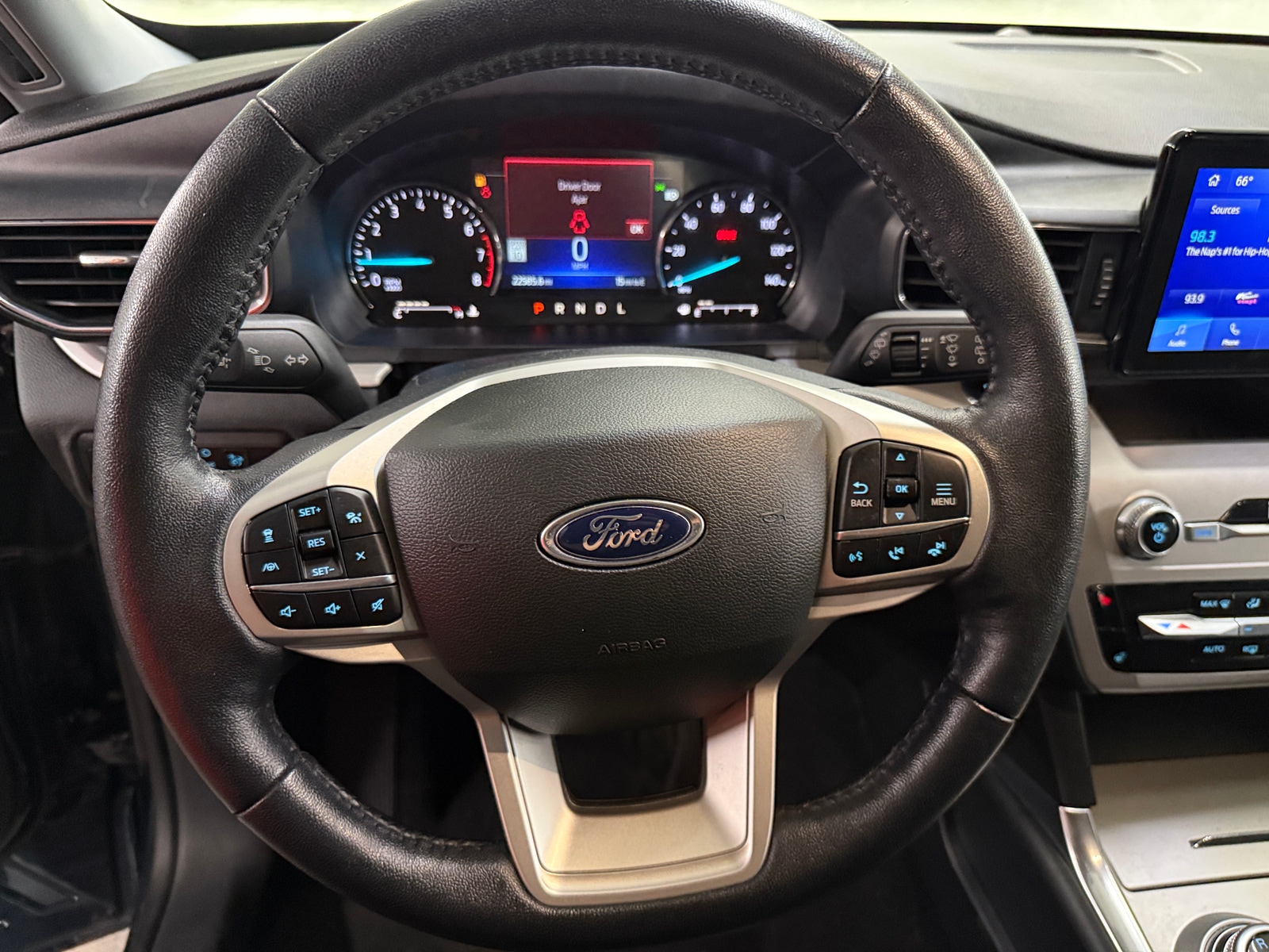 Thumbnail: 2023 Ford Explorer - 5