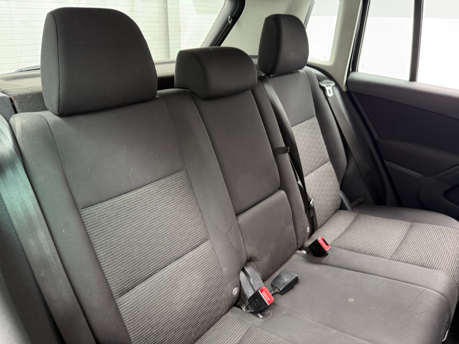 Thumbnail: 2015 Volkswagen Tiguan - 6