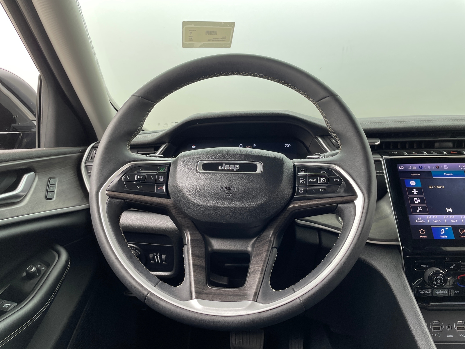 Thumbnail: 2023 Jeep Grand Cherokee - 4