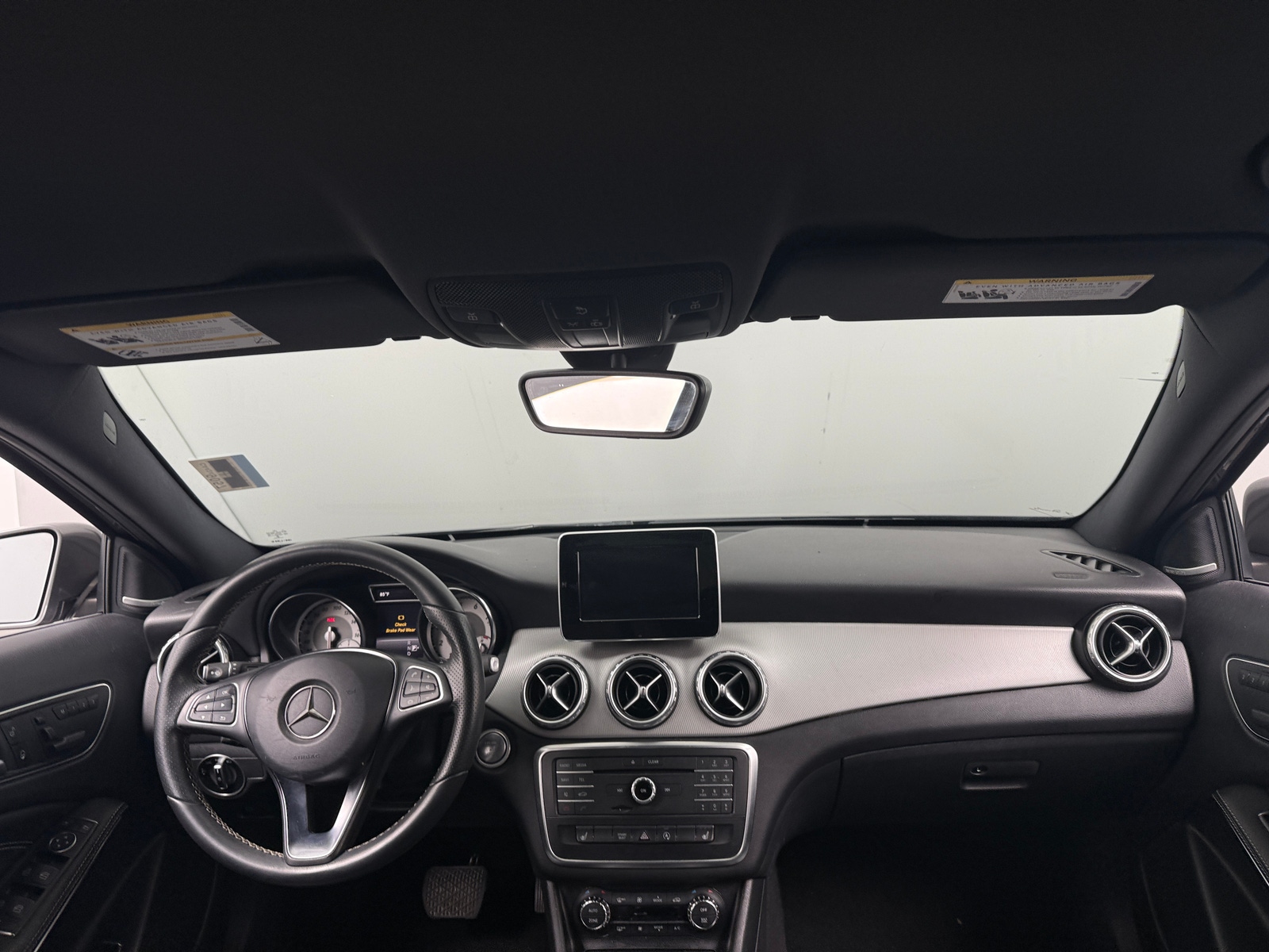 Thumbnail: 2017 Mercedes-Benz GLA - 2