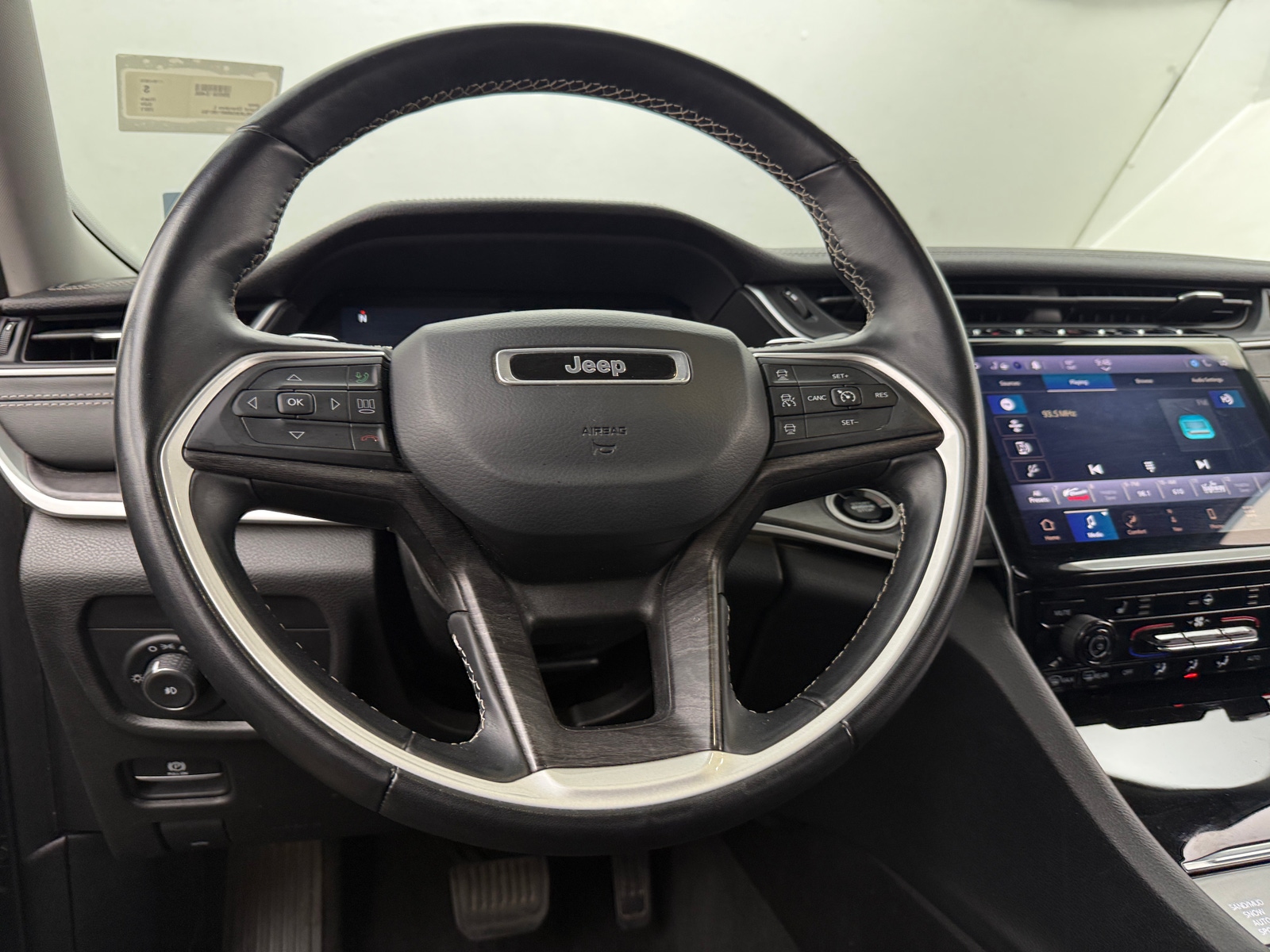 Thumbnail: 2021 Jeep Grand Cherokee L - 5