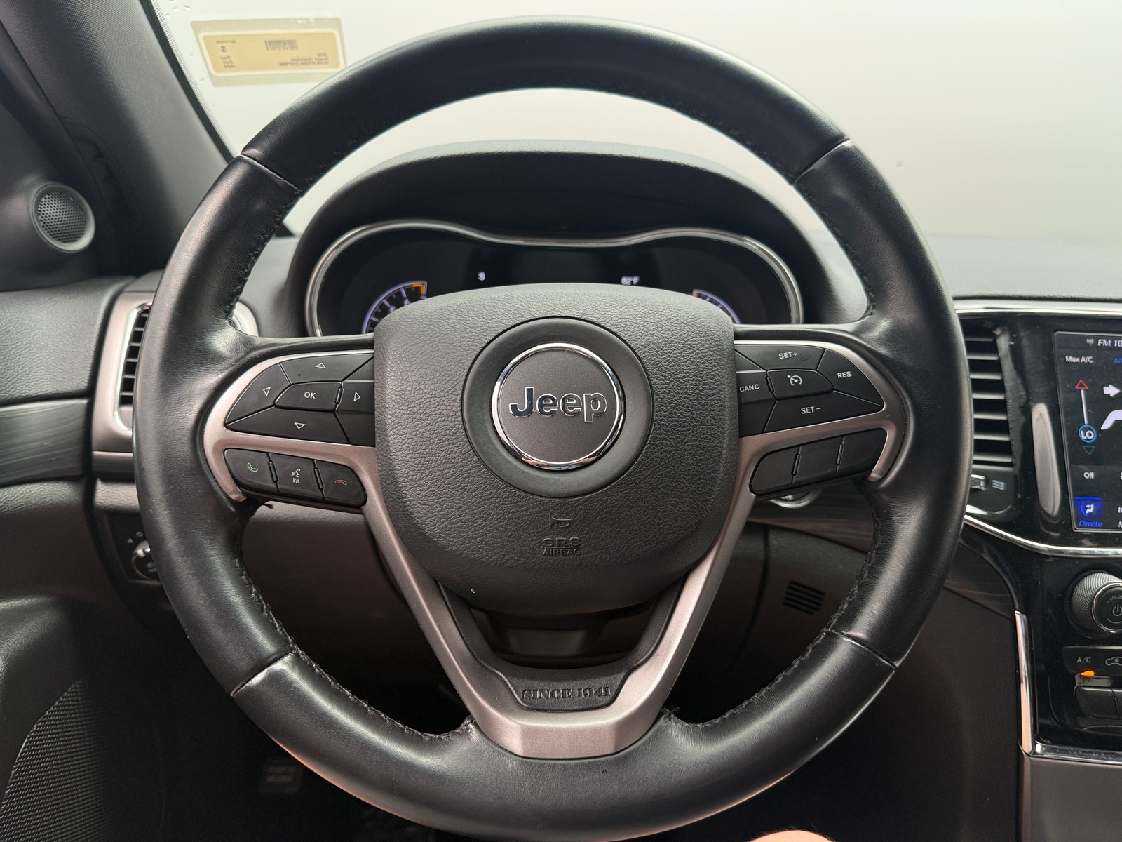 Thumbnail: 2020 Jeep Grand Cherokee - 5