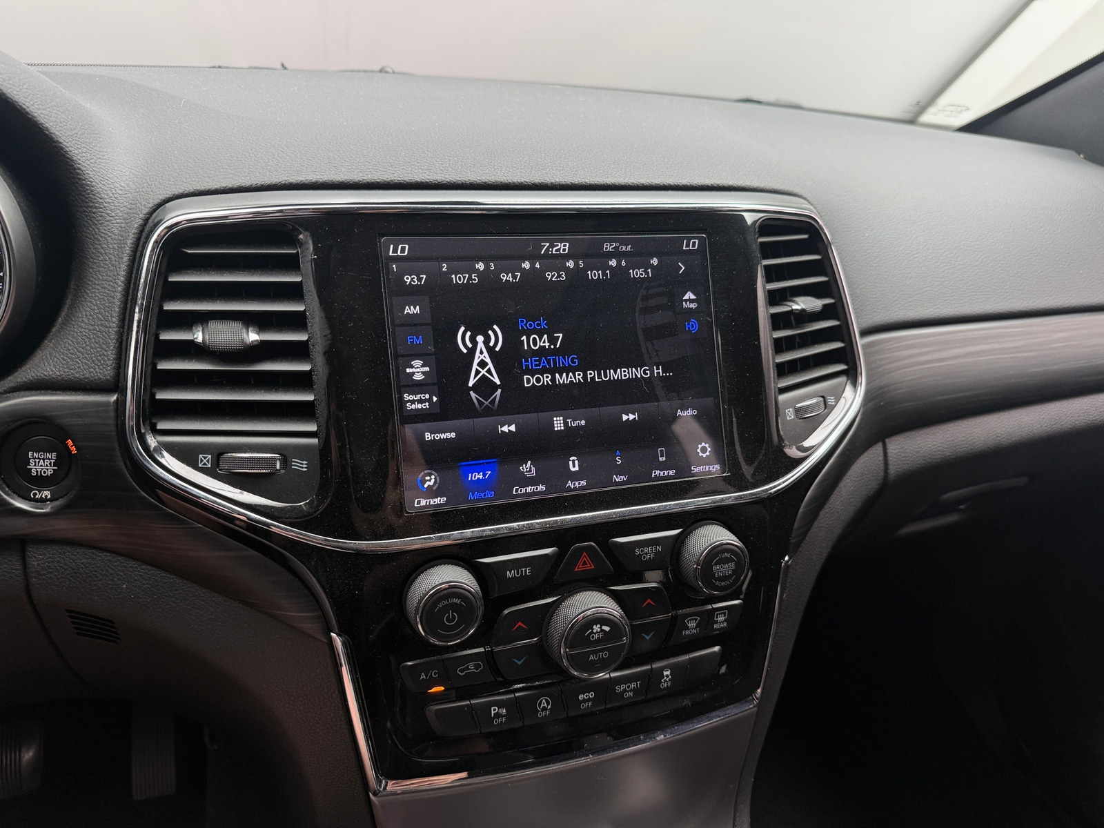 Thumbnail: 2020 Jeep Grand Cherokee - 4