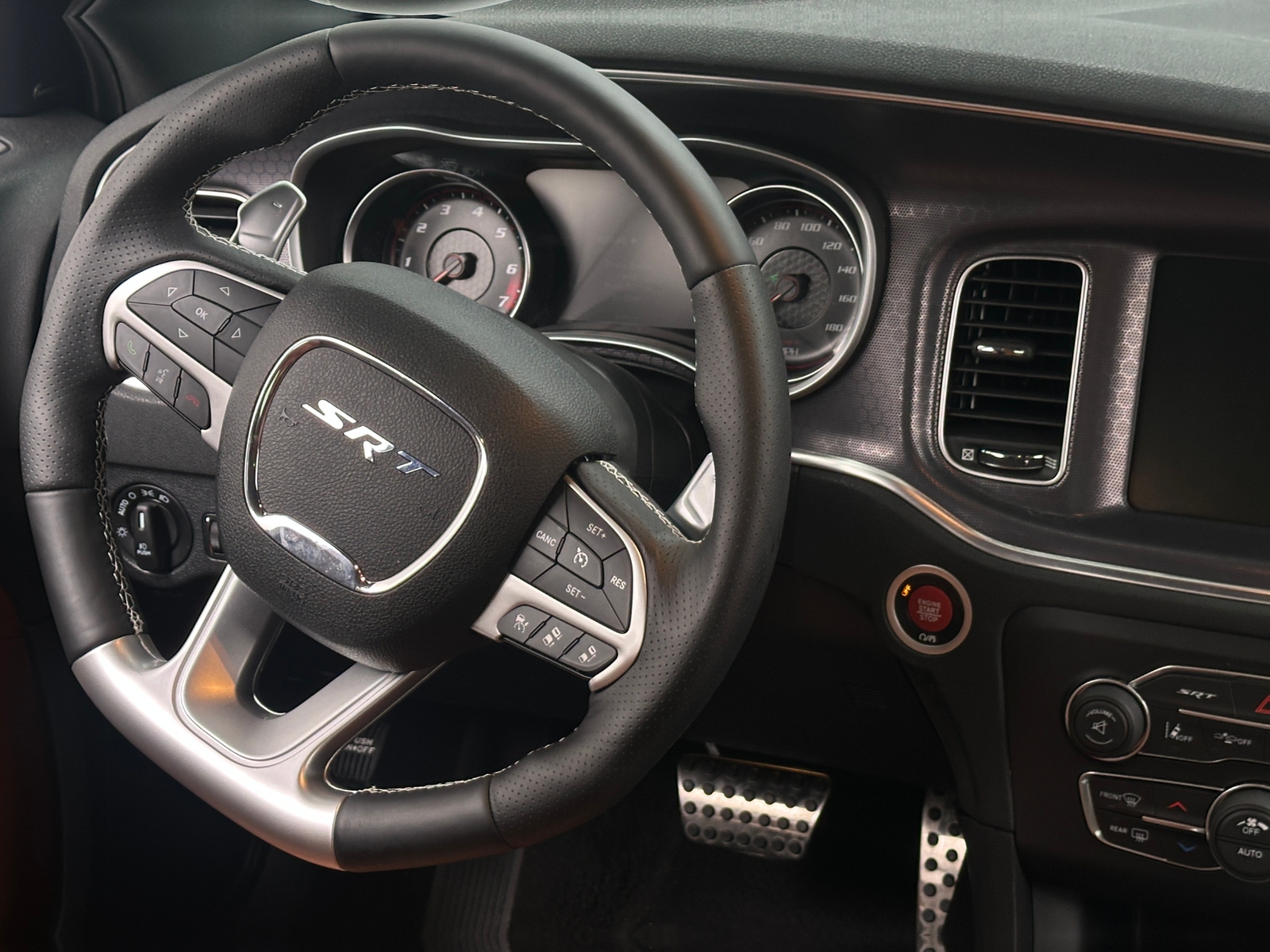 Thumbnail: 2016 Dodge Charger - 4