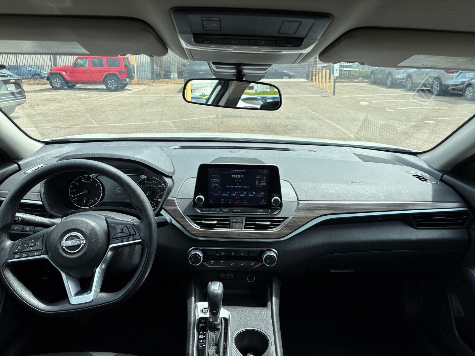 Thumbnail: 2025 Nissan Altima - 3