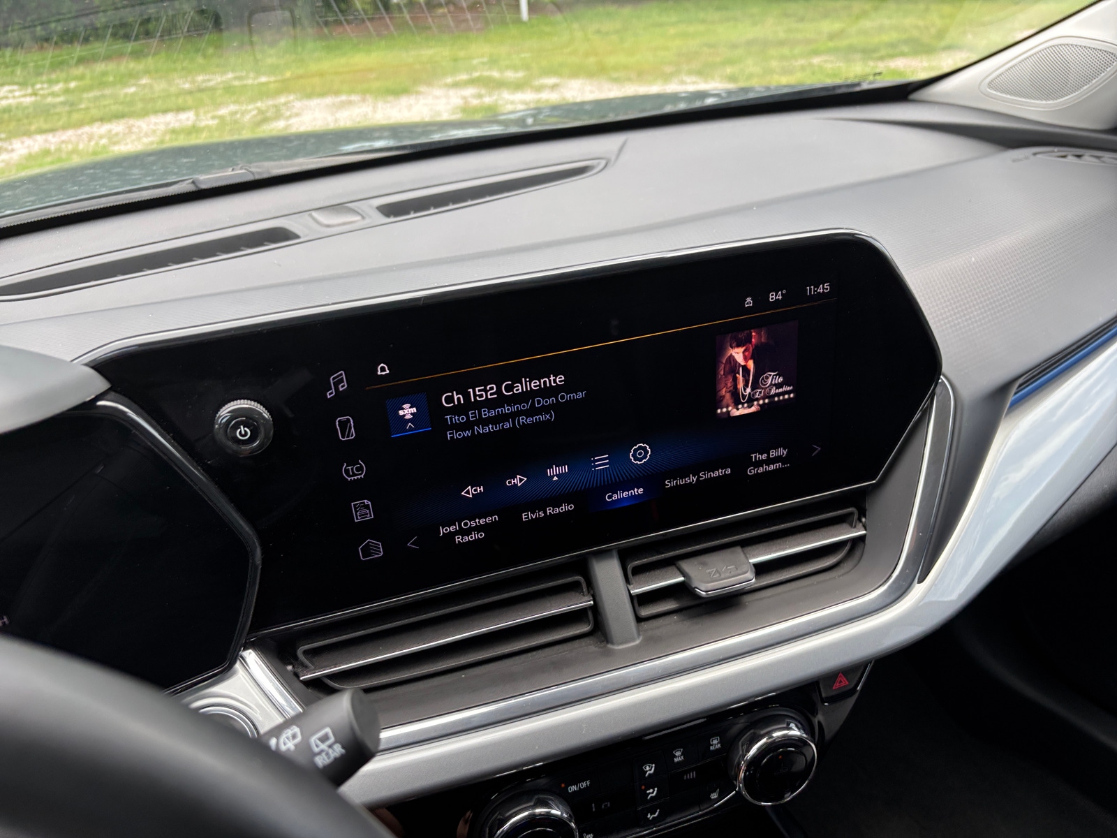Thumbnail: 2025 Chevrolet Trax - 4