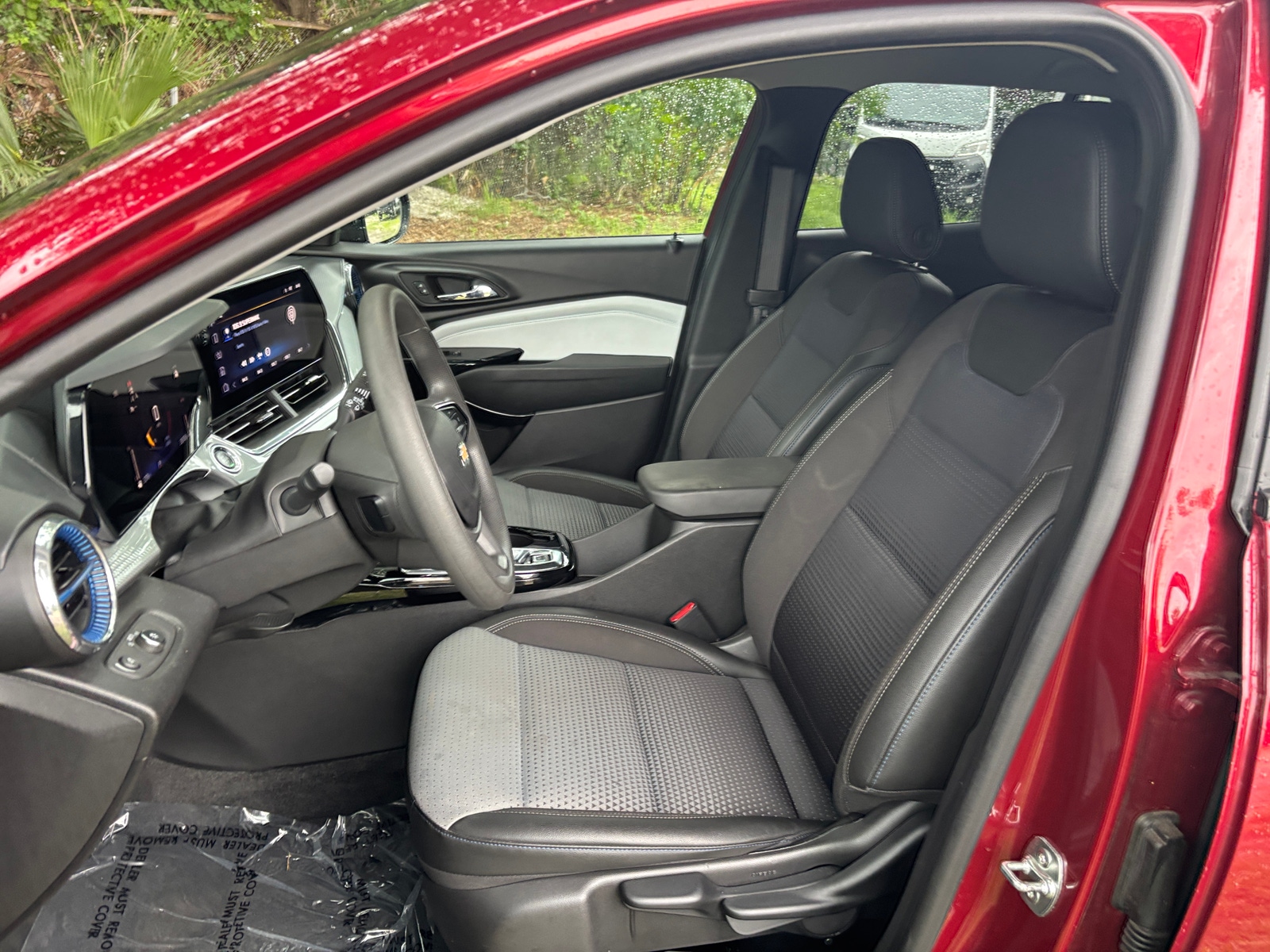 Thumbnail: 2025 Chevrolet Trax - 2