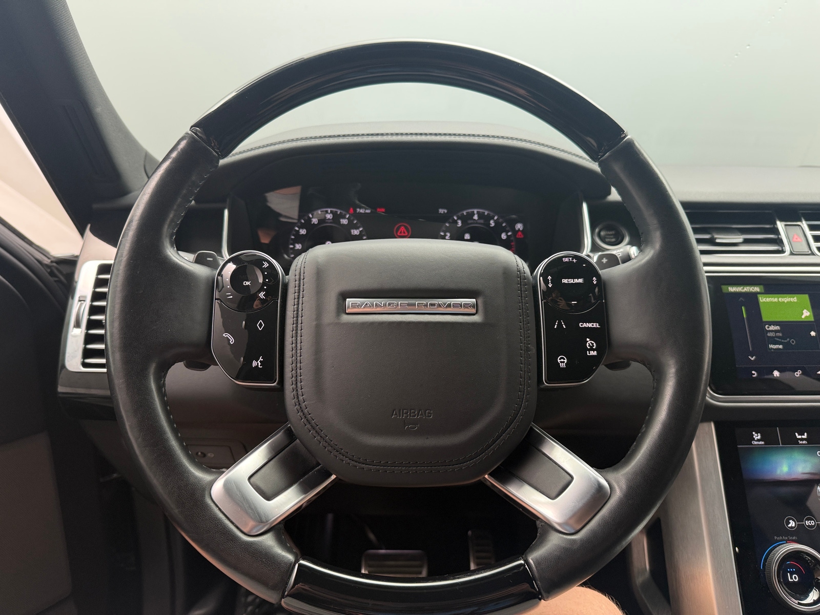 Thumbnail: 2021 Land Rover Range Rover - 4